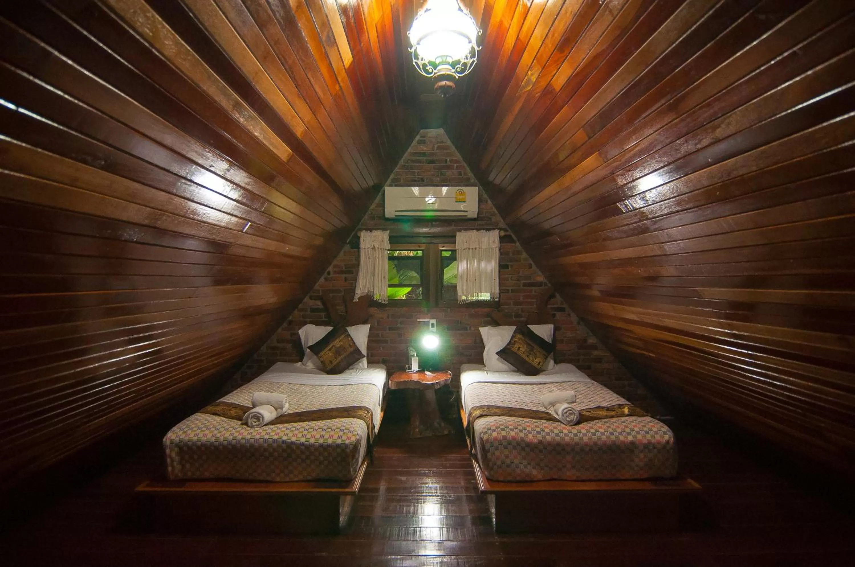 Bed in Khao Sok Las Orquideas Resort