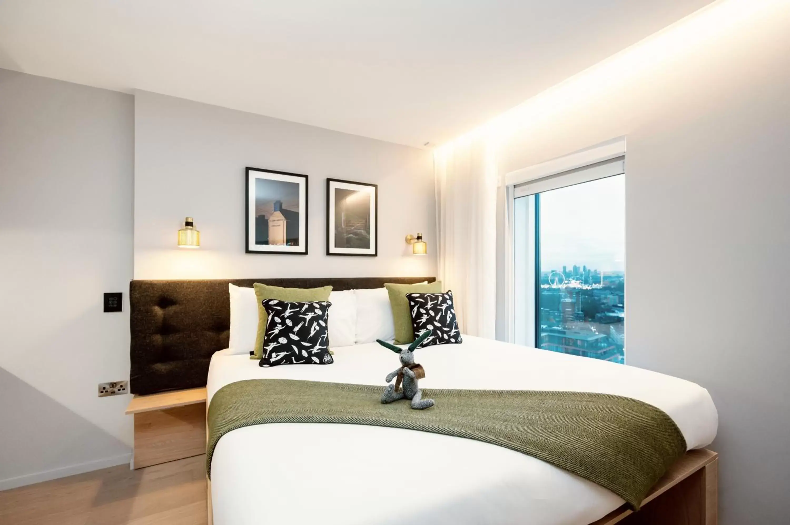 Bed in Wilde Aparthotels by Staycity London Paddington