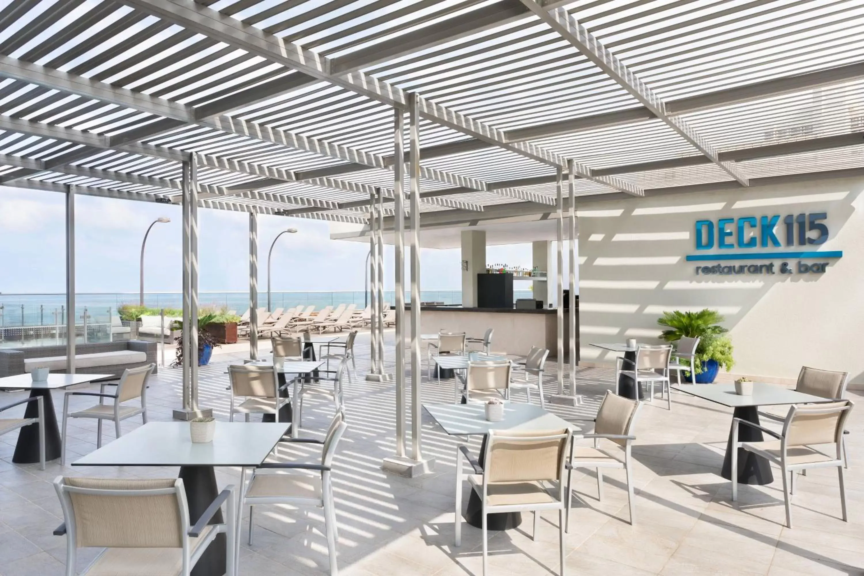 Restaurant/Places to Eat in Sheraton Grand Tel Aviv