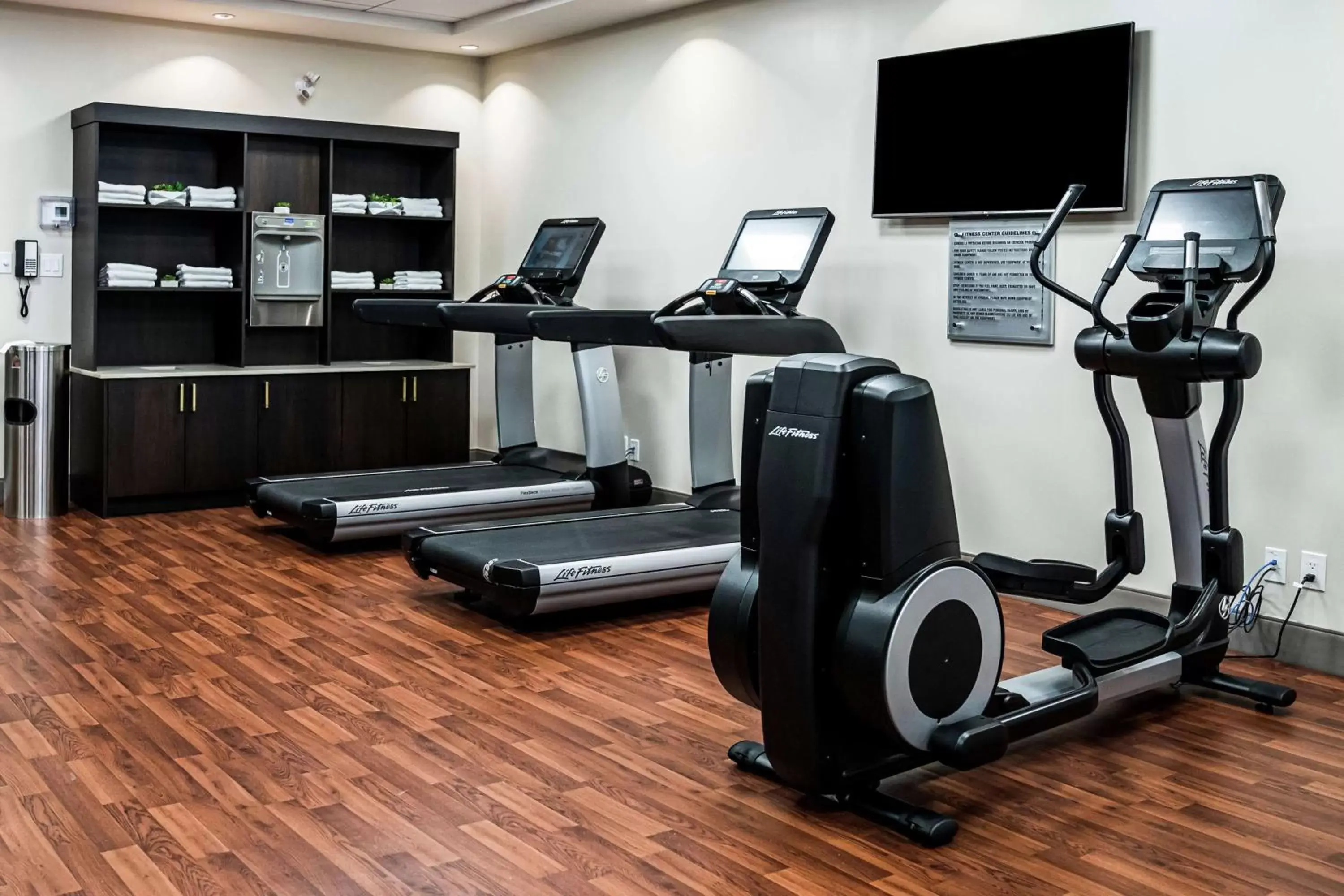 Fitness centre/facilities in DoubleTree by Hilton Kitchener Fitness centre/facilities in DoubleTree by Hilton Kitchener