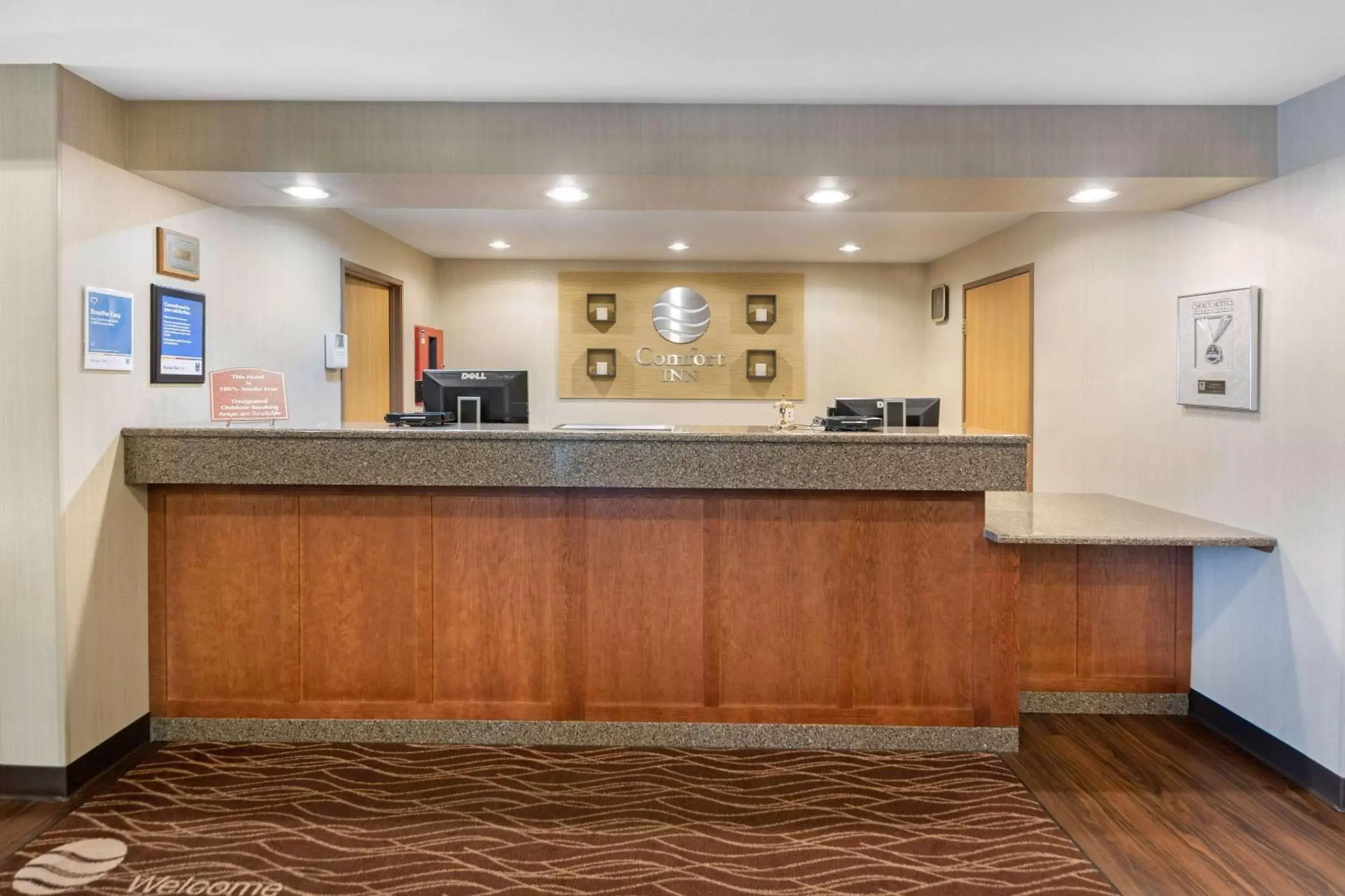 Lobby or reception, Lobby/Reception in Comfort Inn Iron Mountain