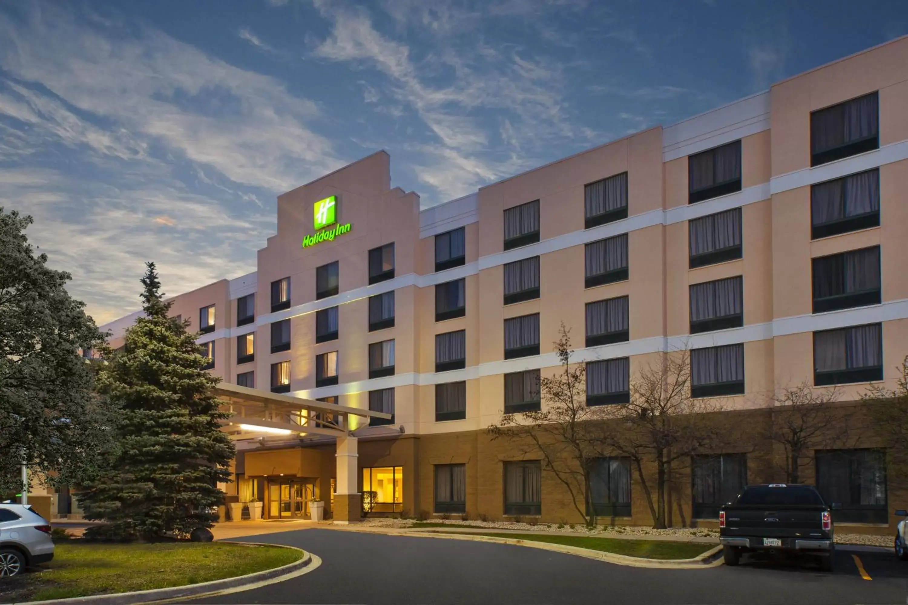 Property Building in Holiday Inn Hotel & Suites Bolingbrook, an IHG Hotel
