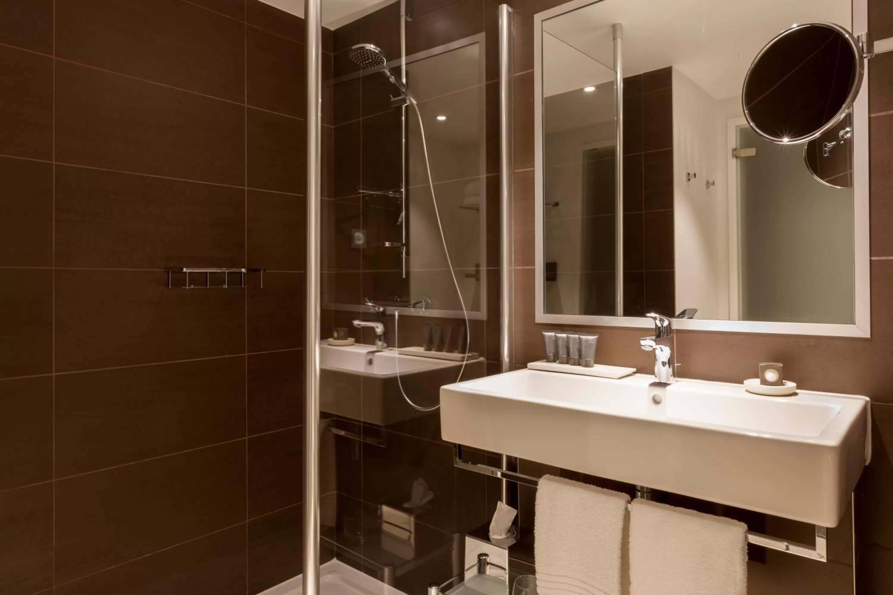 Shower in AC Hotel by Marriott Paris Le Bourget Airport