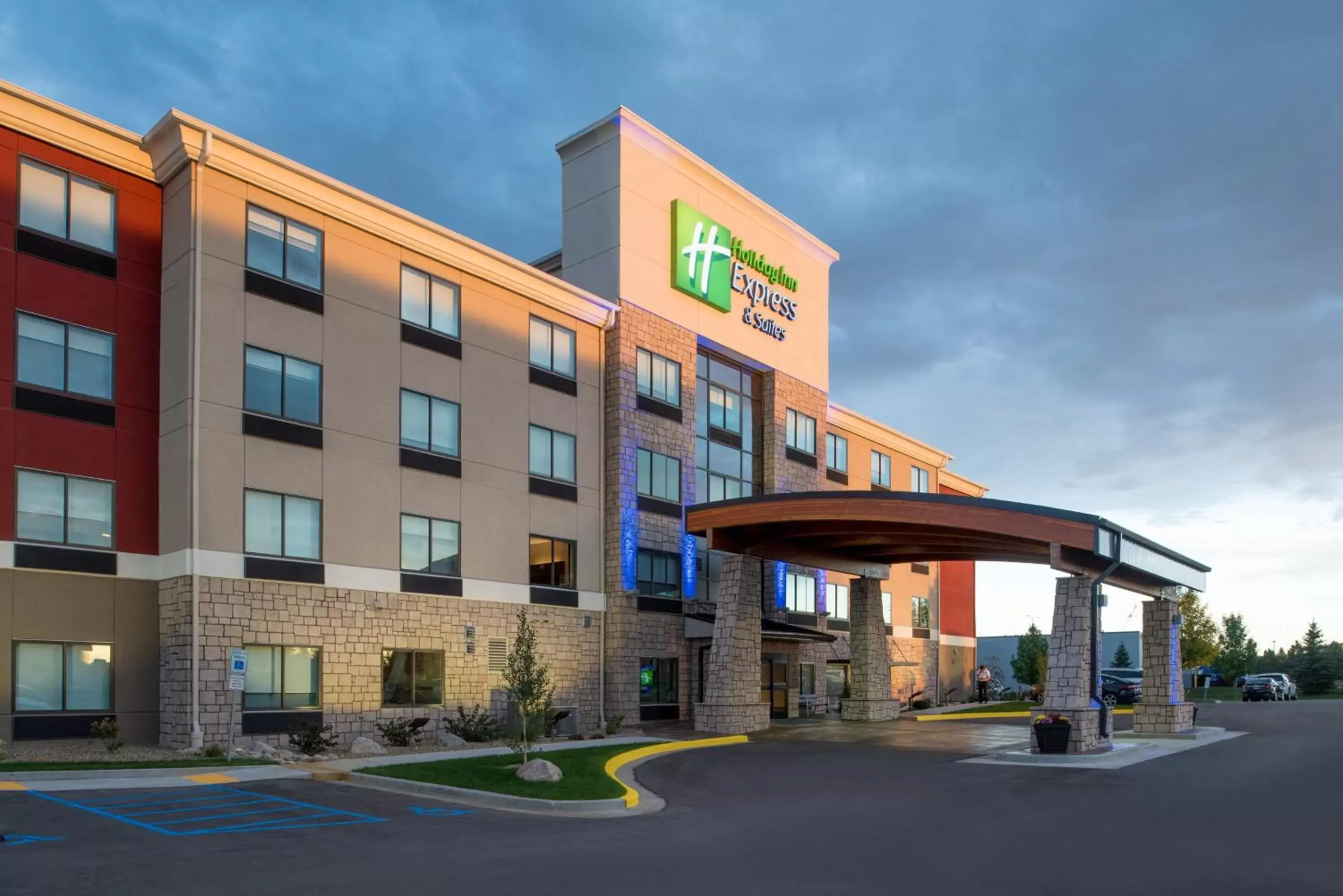 Property Building in Holiday Inn Express Hotel & Suites Bismarck, an IHG Hotel