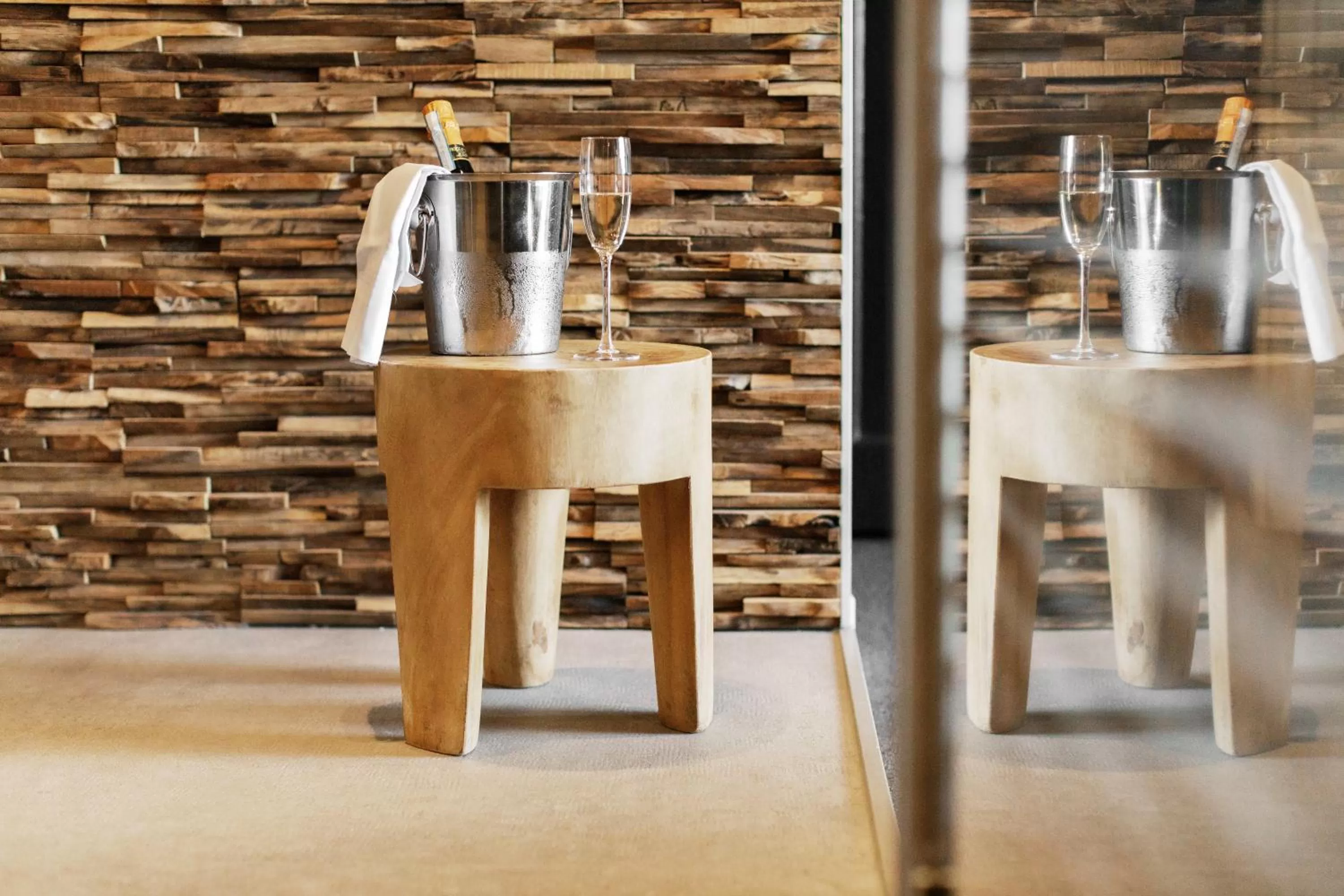 Decorative detail in Hotel Restaurant De Wolfsberg