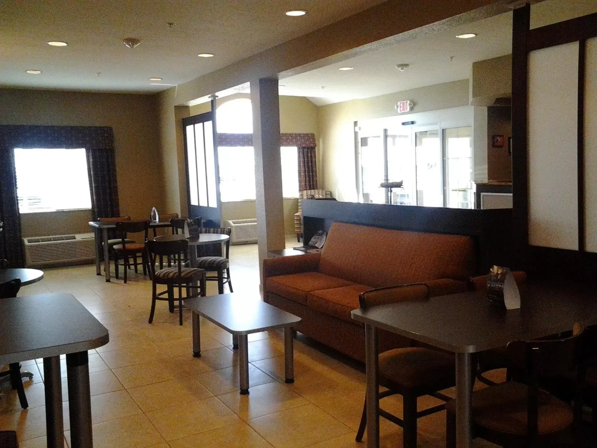 Restaurant/places to eat in Microtel Inn & Suites Cotulla
