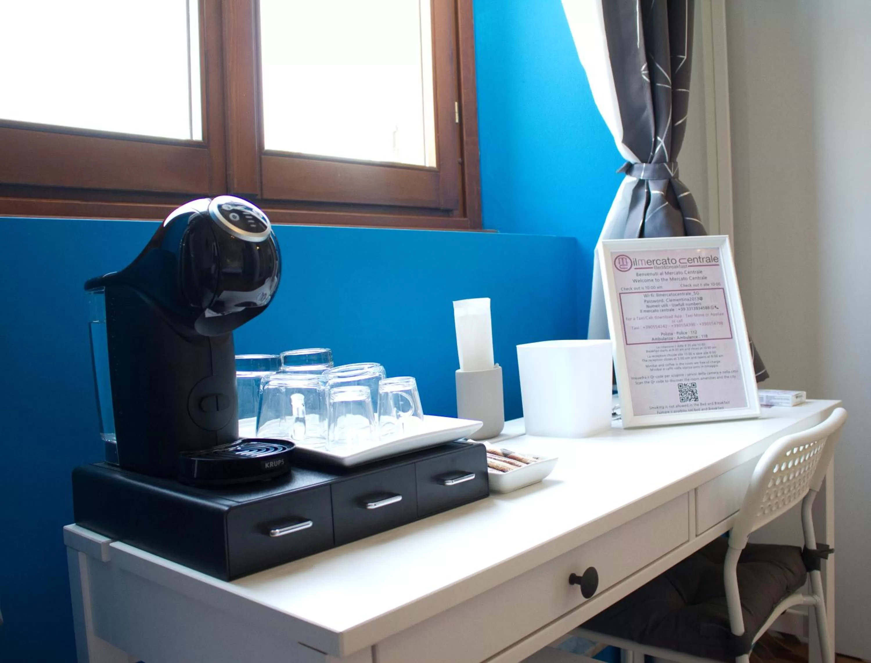 Bedroom in IL MERCATO CENTRALE B and B