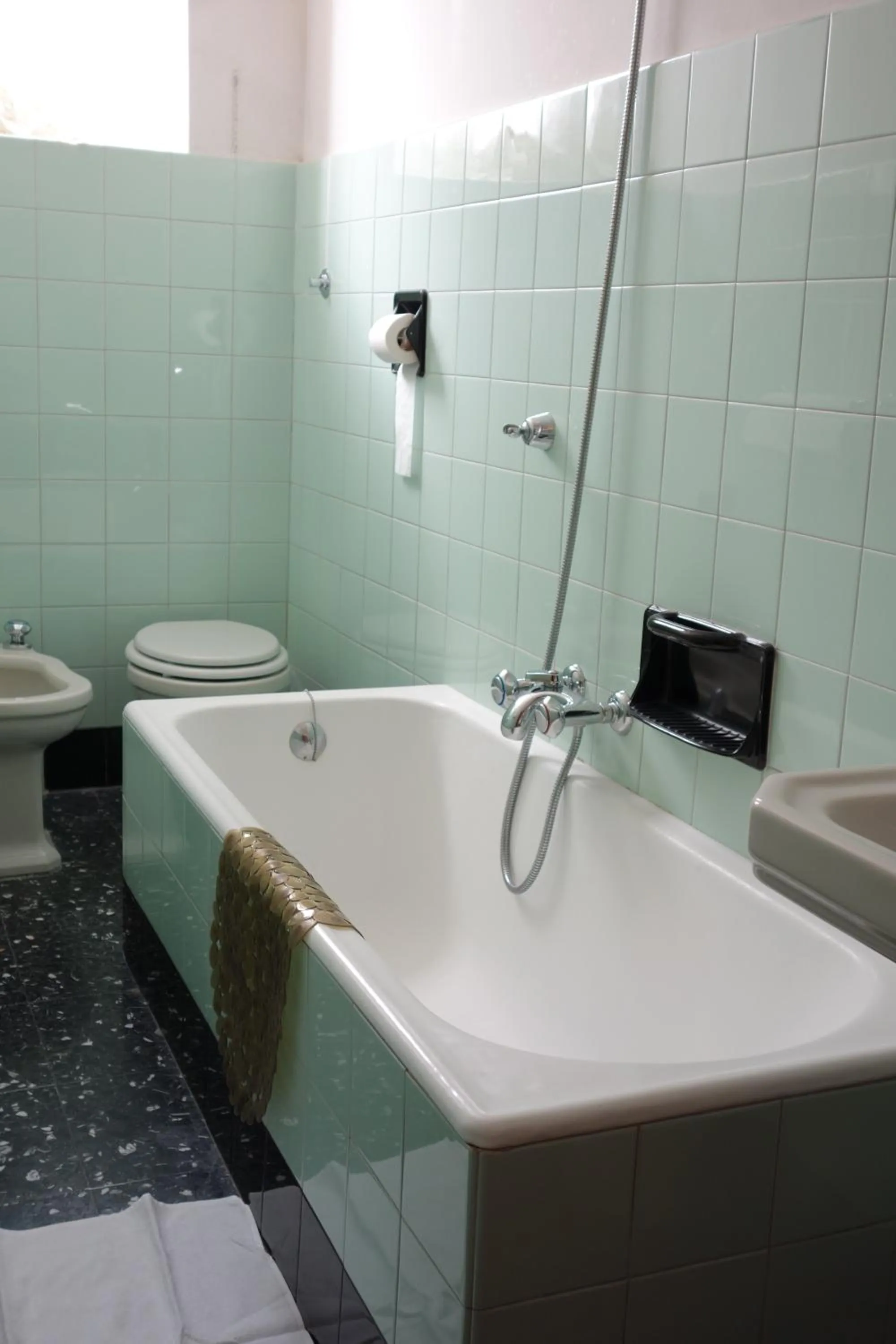 Bathroom in Hotel Roma