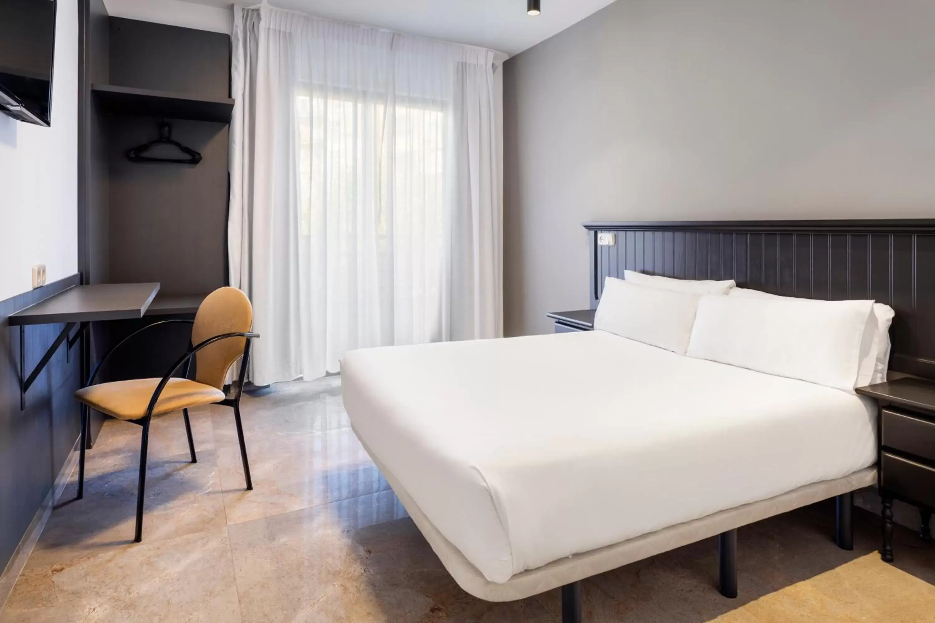 Bed in Hotel Victoria Valdemoro Inspired by B&B HOTELS