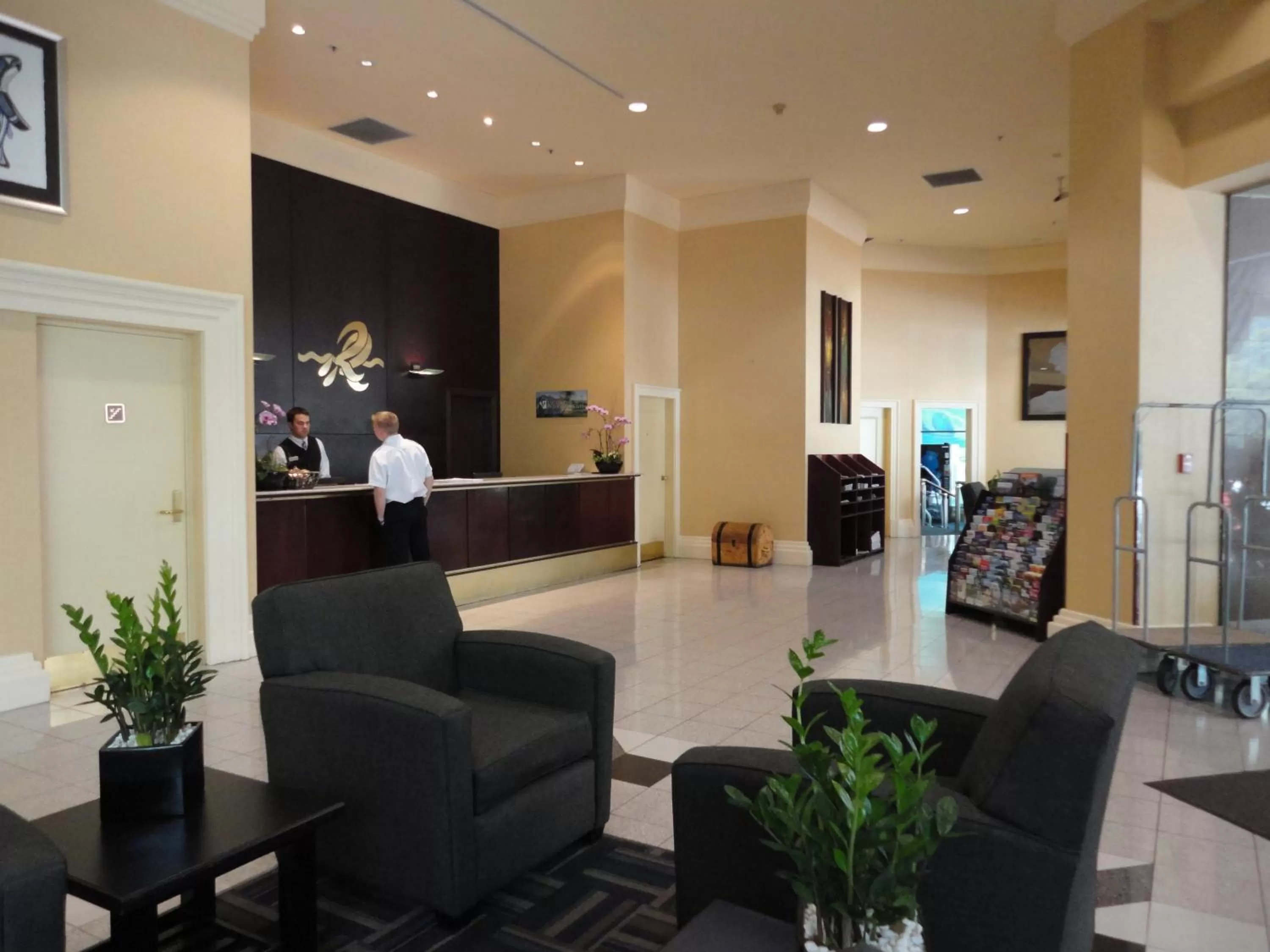 Lobby or reception in Rosedale on Robson Suite Hotel