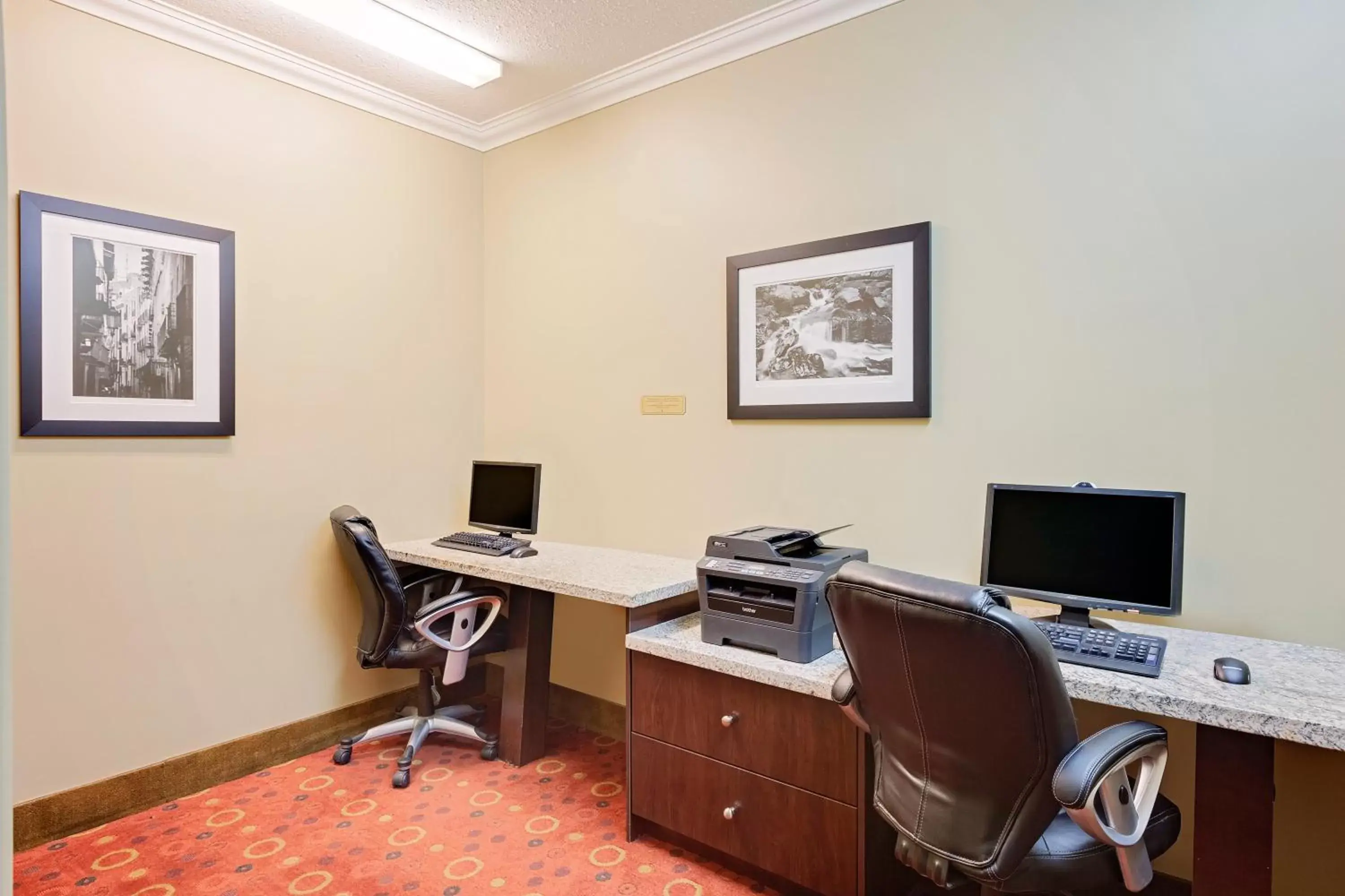 Business facilities, Business Area/Conference Room in Ramada by Wyndham Cold Lake