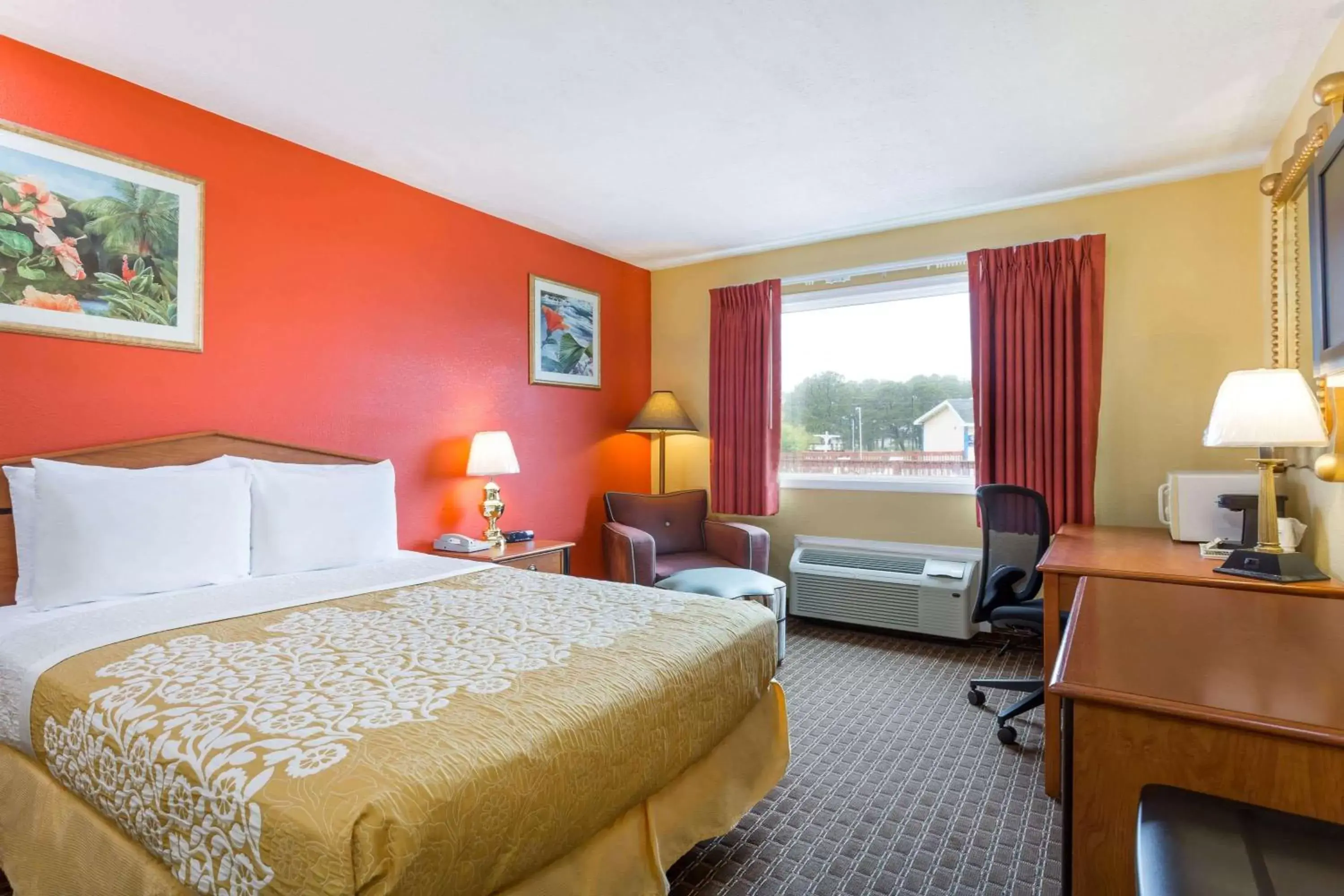 Photo of the whole room, Bed in Days Inn by Wyndham Chincoteague Island