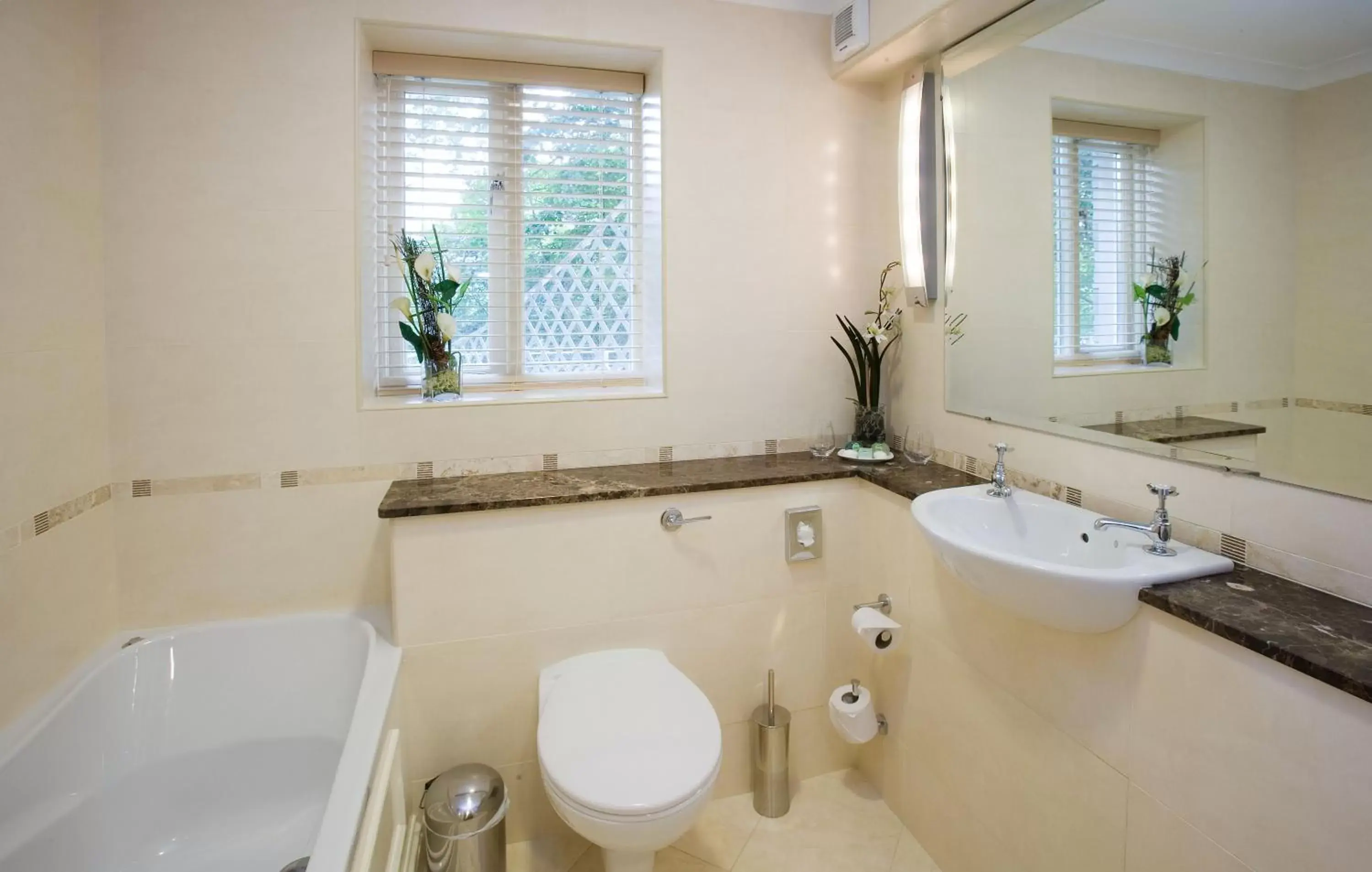 Bathroom in Ambleside Salutation Hotel & Spa, World Hotel Distinctive