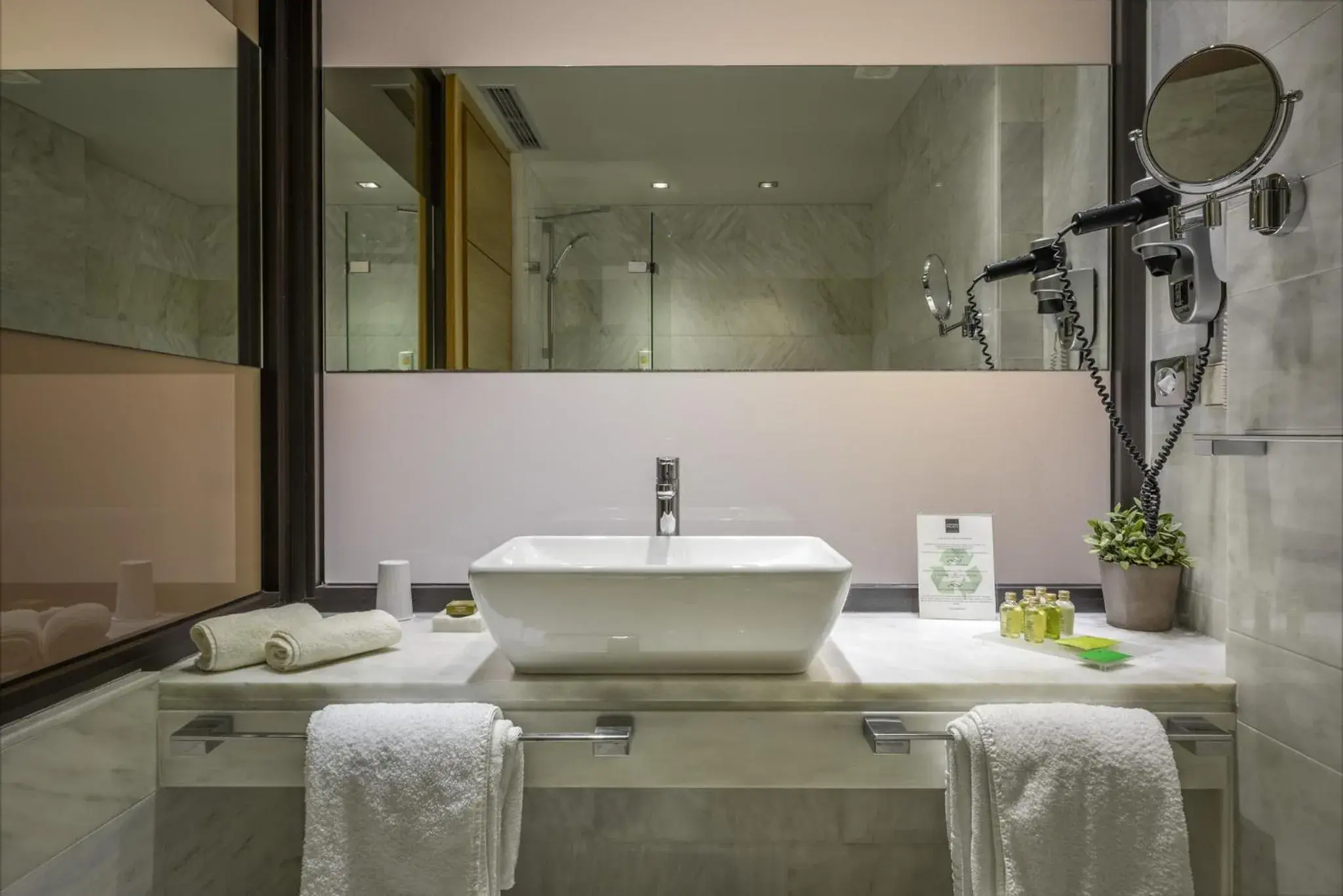 Bathroom in Esperos Palace Luxury & Spa Hotel