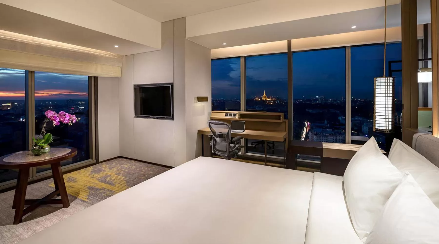 View (from property/room), Bed in Pan Pacific Yangon