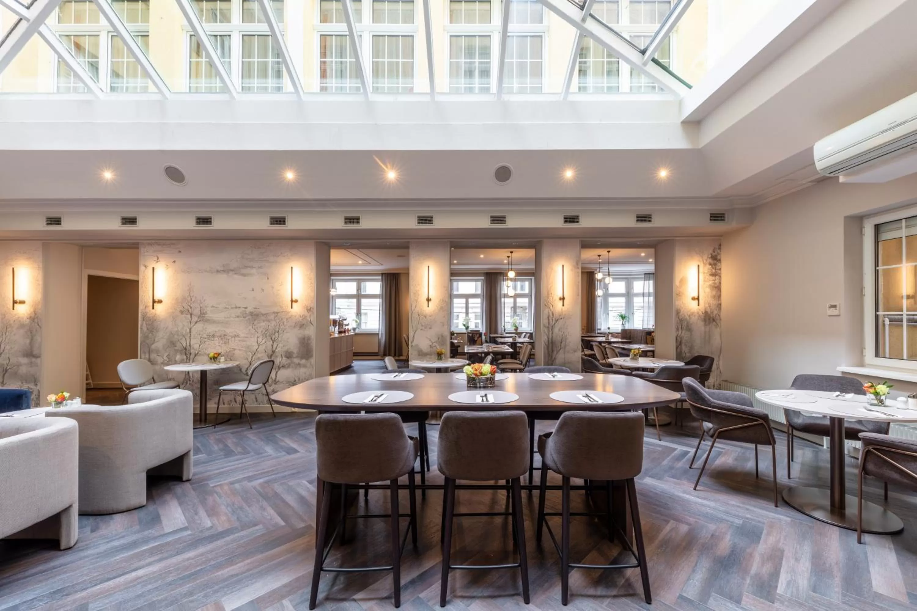 Breakfast in Hotel City Central