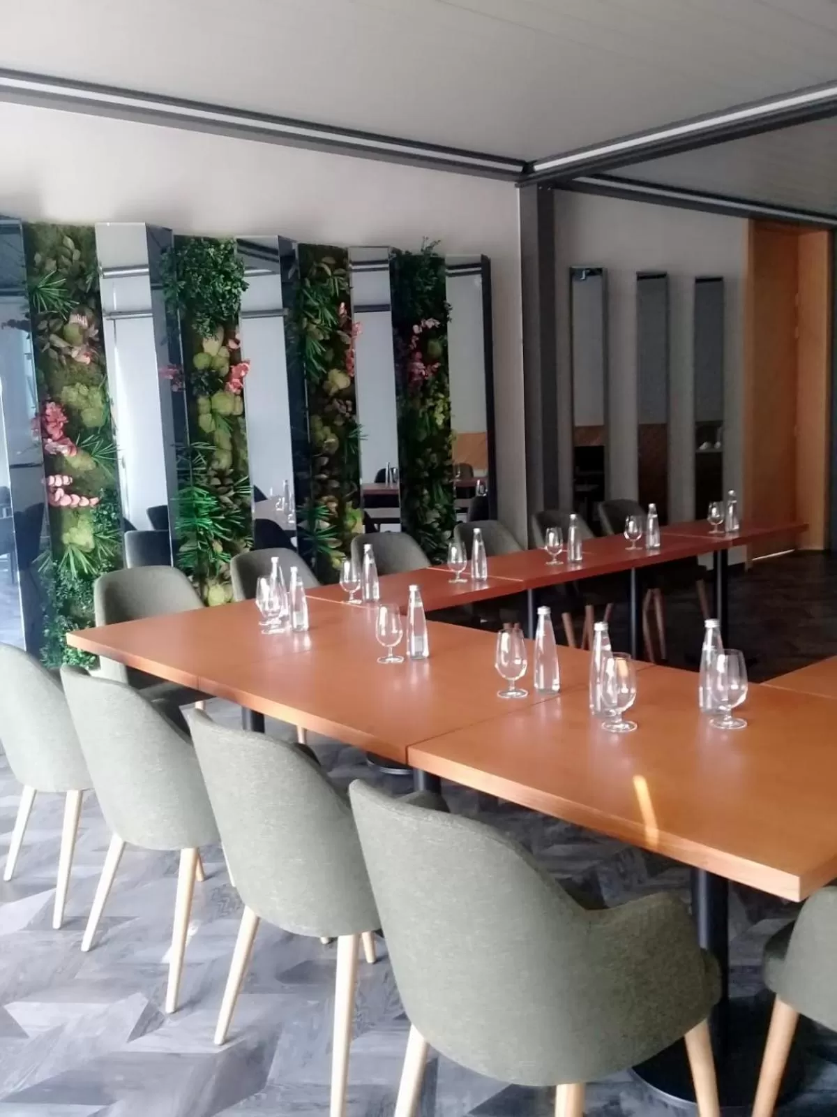 Area and facilities in Fer Hotel