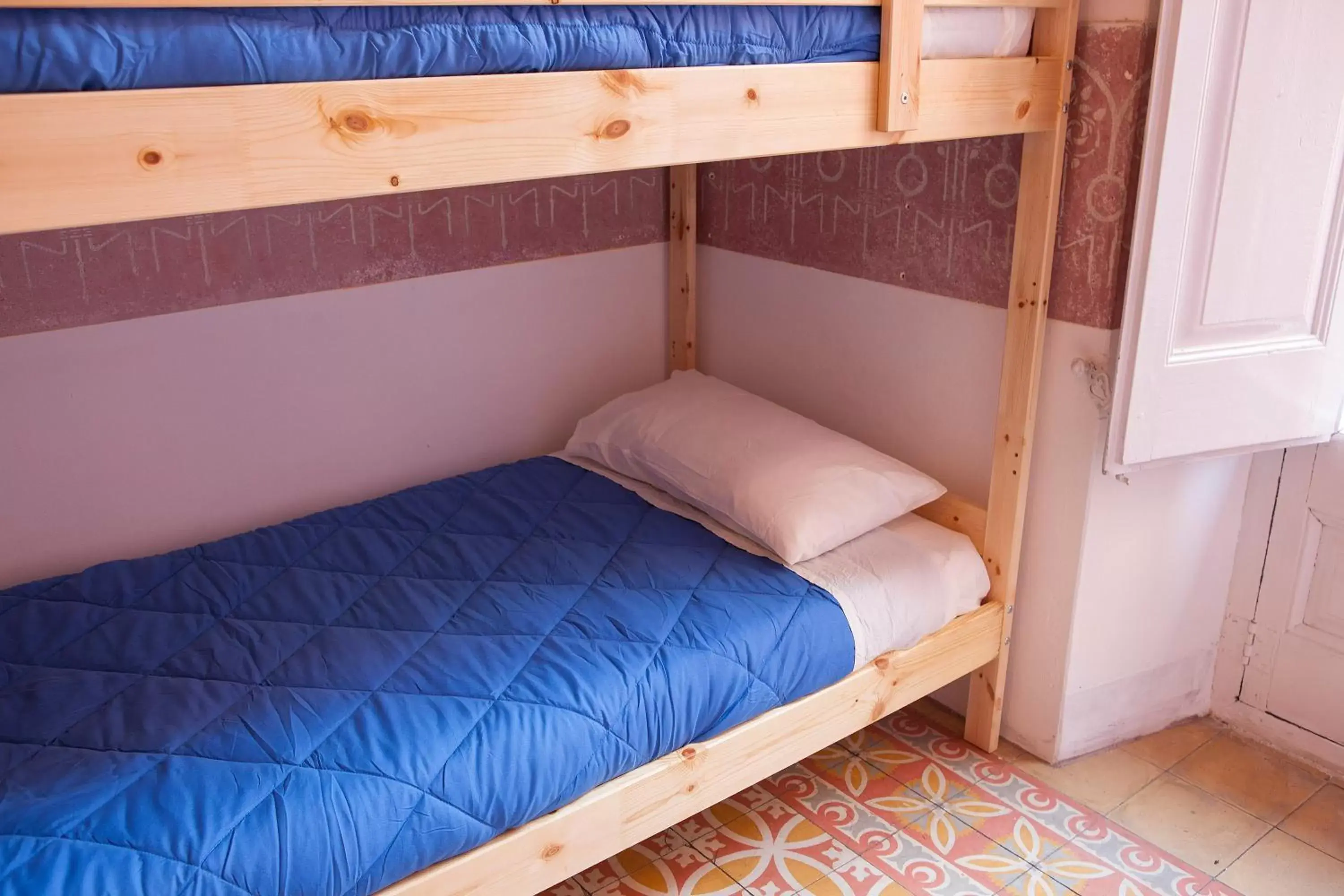 Bunk Bed in Bed in Girona