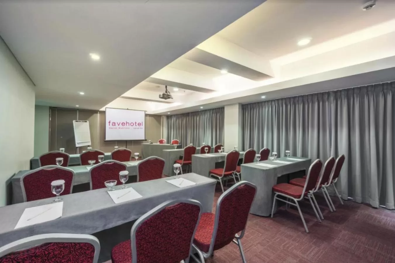 Meeting/conference room in favehotel Gatot Subroto Jakarta