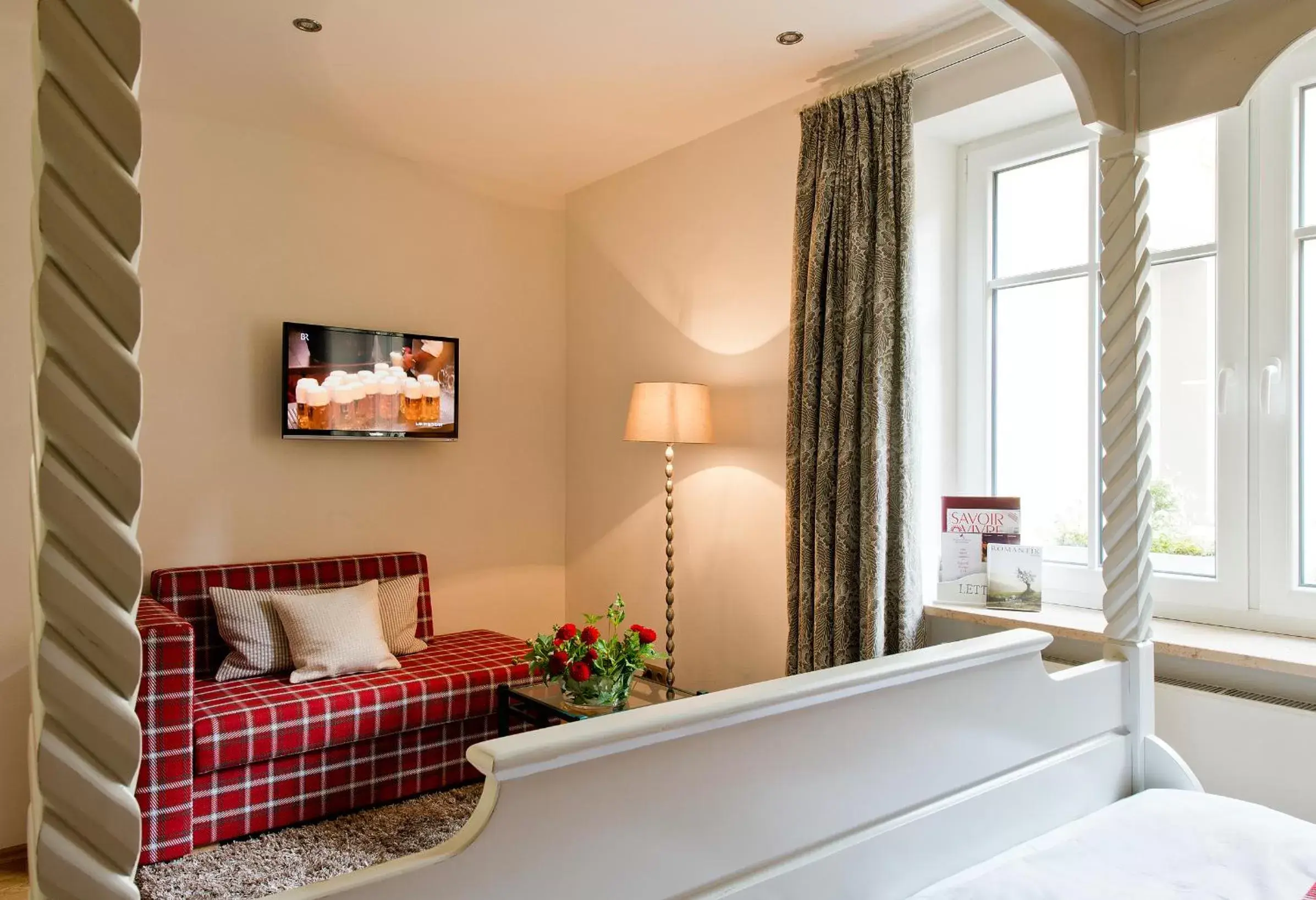 Bedroom, Seating Area in Romantik Hotel Markusturm