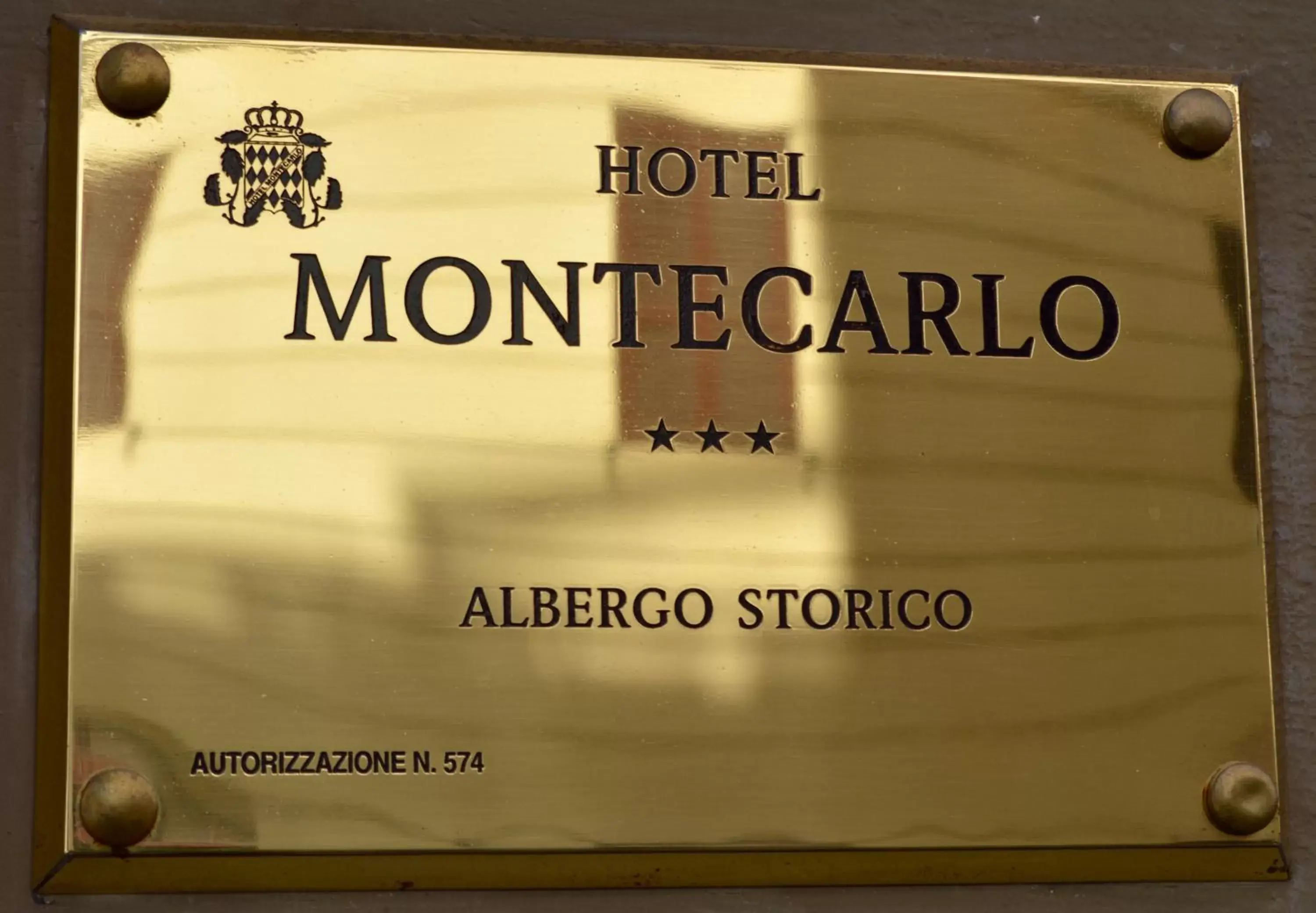 Certificate/Award in Hotel Montecarlo