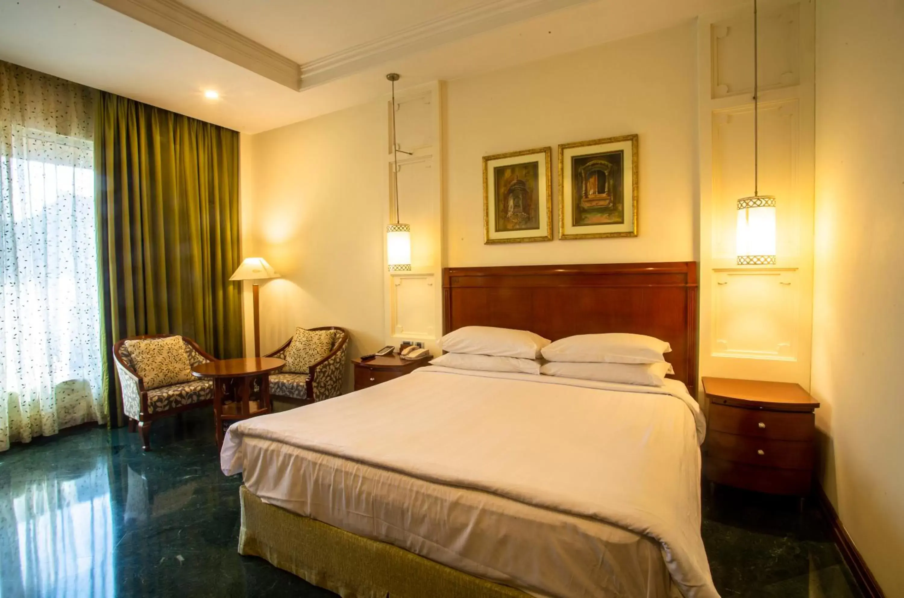Bed in ITC Rajputana, a Luxury Collection Hotel, Jaipur