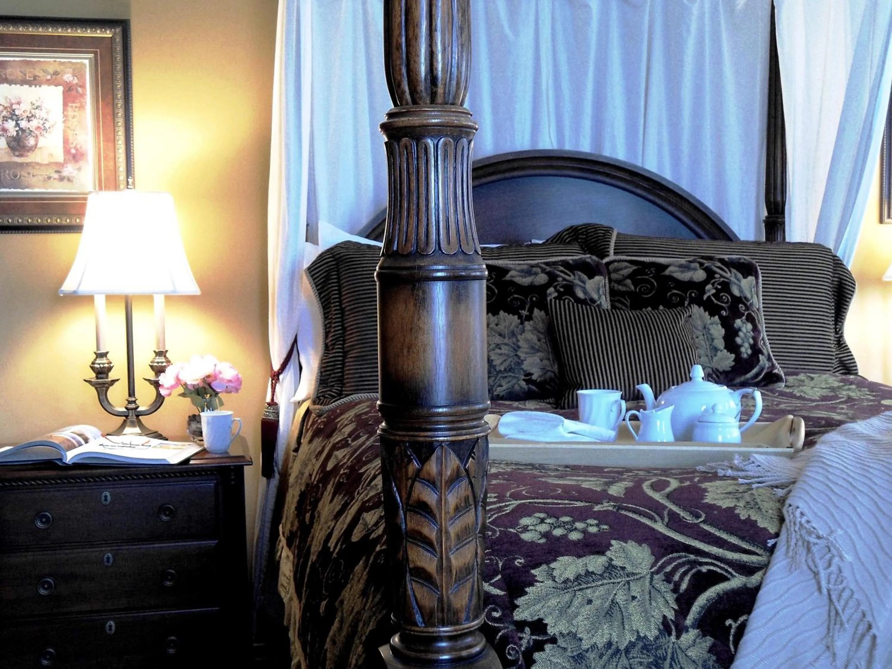 Bedroom in The Beacon Inn at Sidney