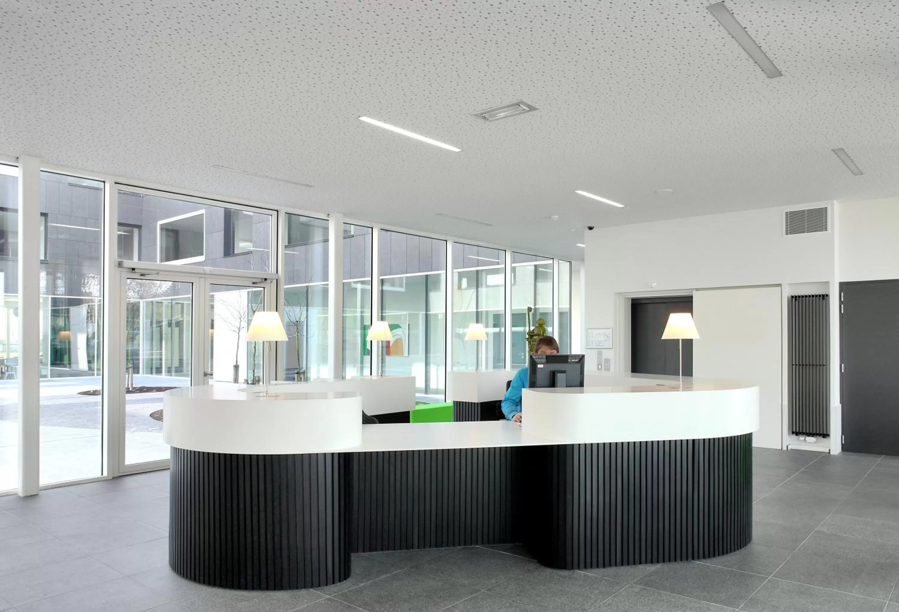 Lobby or reception in Hotel Middelpunt - Gratis Parking - Ontbijt inbegrepen! Nieuwjaarsbrunch 01 januari