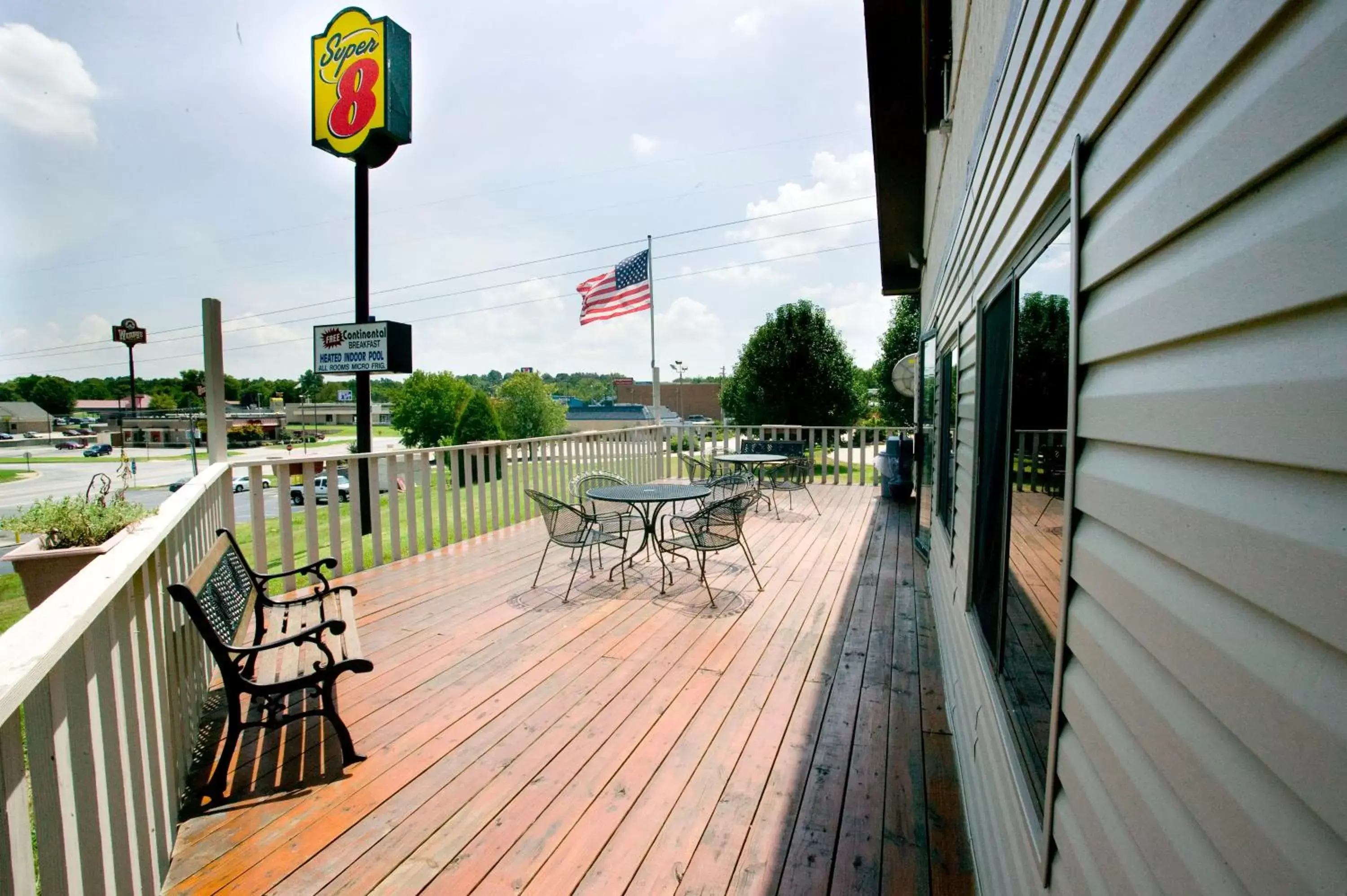 Balcony/Terrace in Super 8 by Wyndham Van Buren/Ft. Smith Area