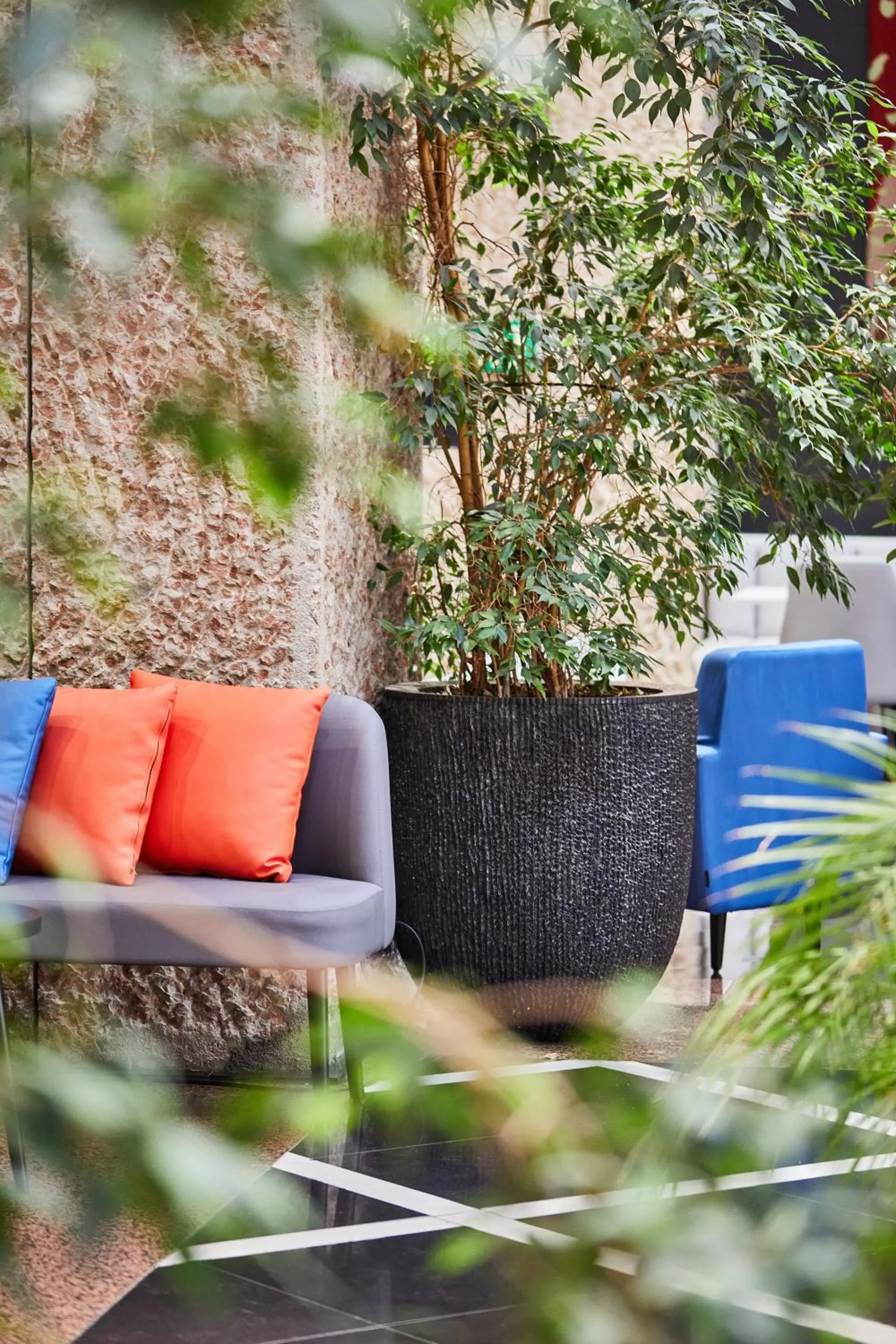 Lobby or reception in Silken Puerta Madrid