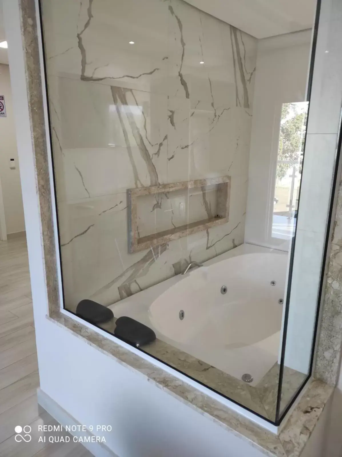 Deluxe Suite with Spa Bath - single occupancy in Hotel Serrano Deluxe Suite with Spa Bath - single occupancy in Hotel Serrano