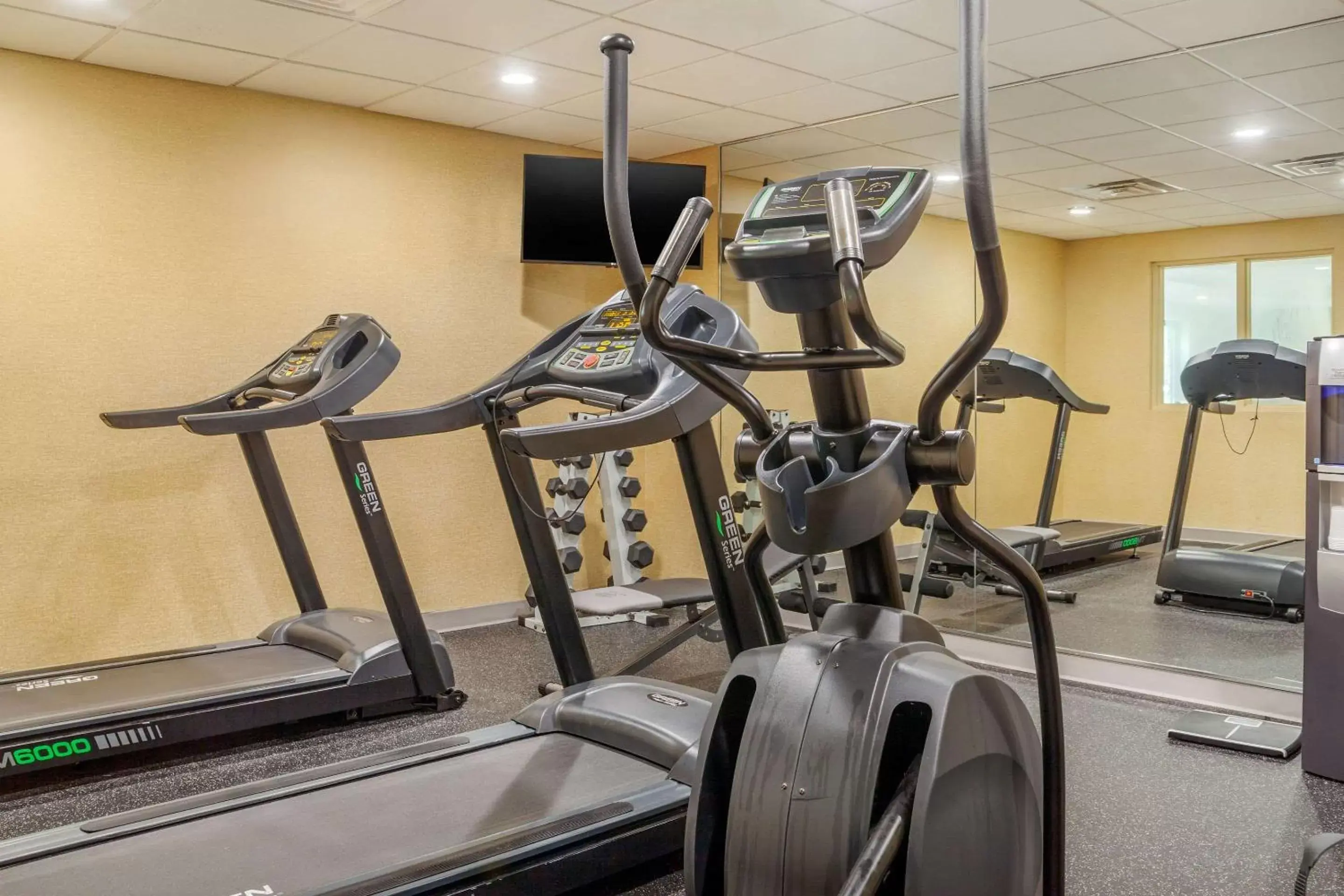 Fitness centre/facilities, Fitness Center/Facilities in Sleep Inn & Suites Airport Milwaukee