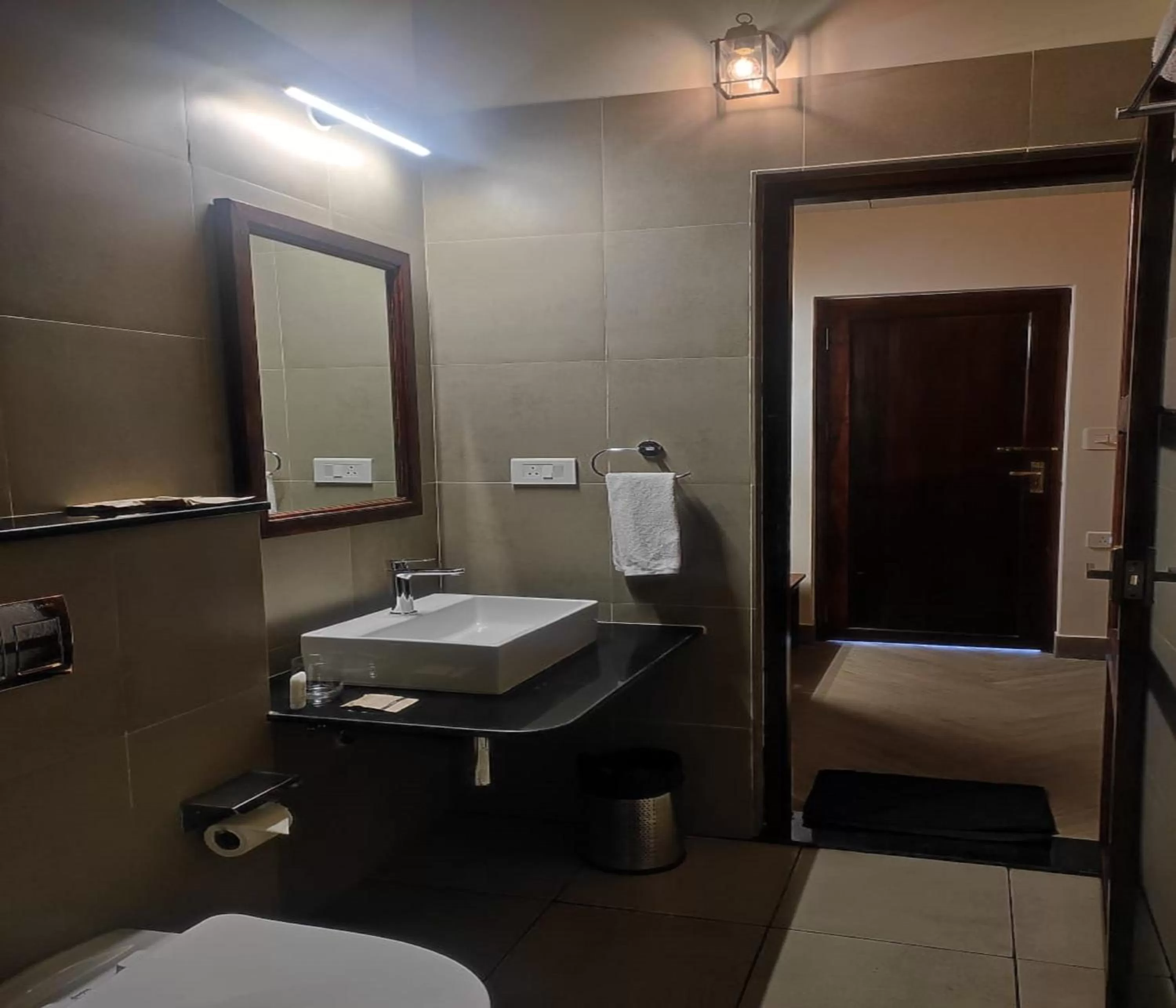 Bathroom in Mango Hill Kodai