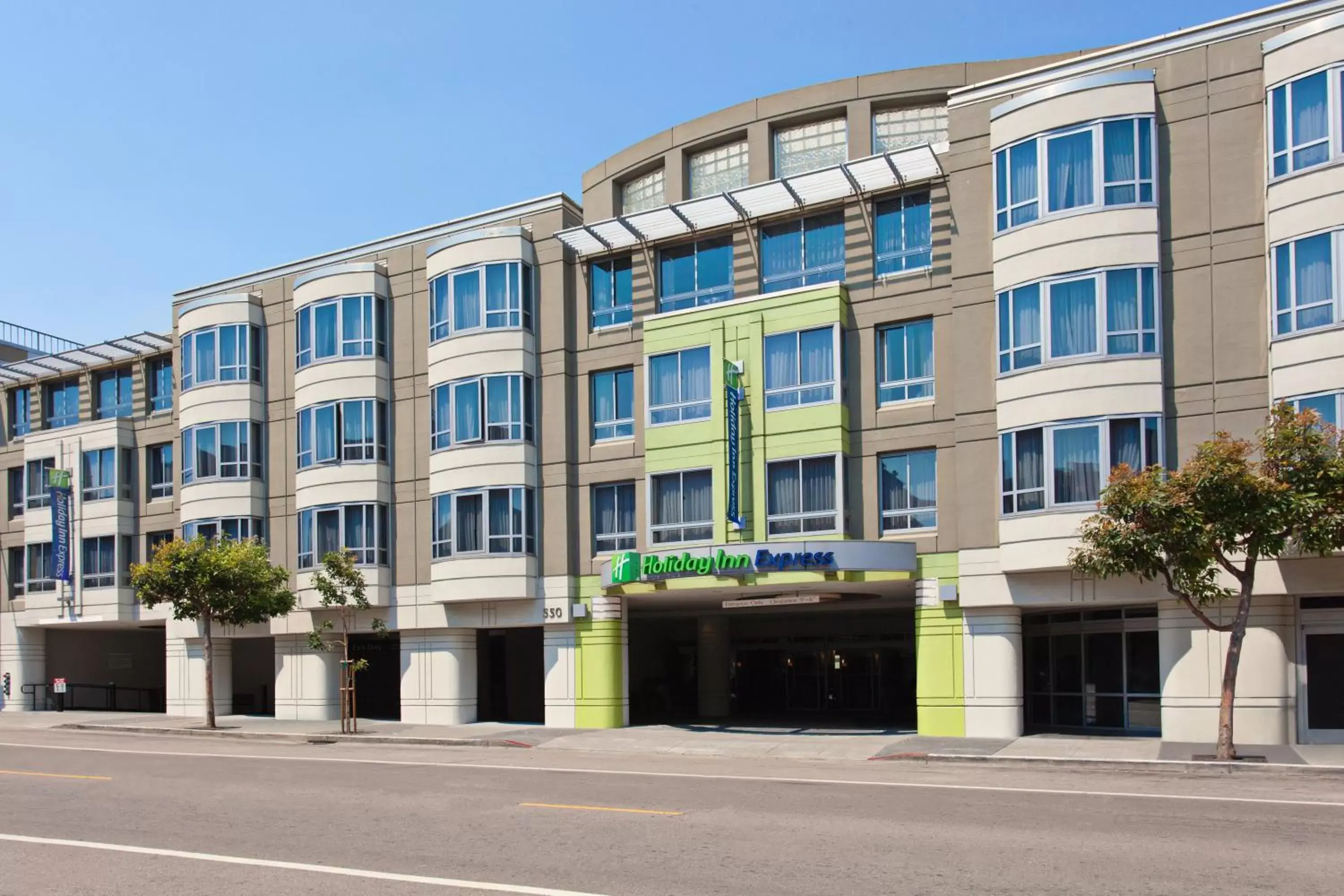 Property Building in Holiday Inn Express Hotel & Suites Fisherman's Wharf, an IHG Hotel