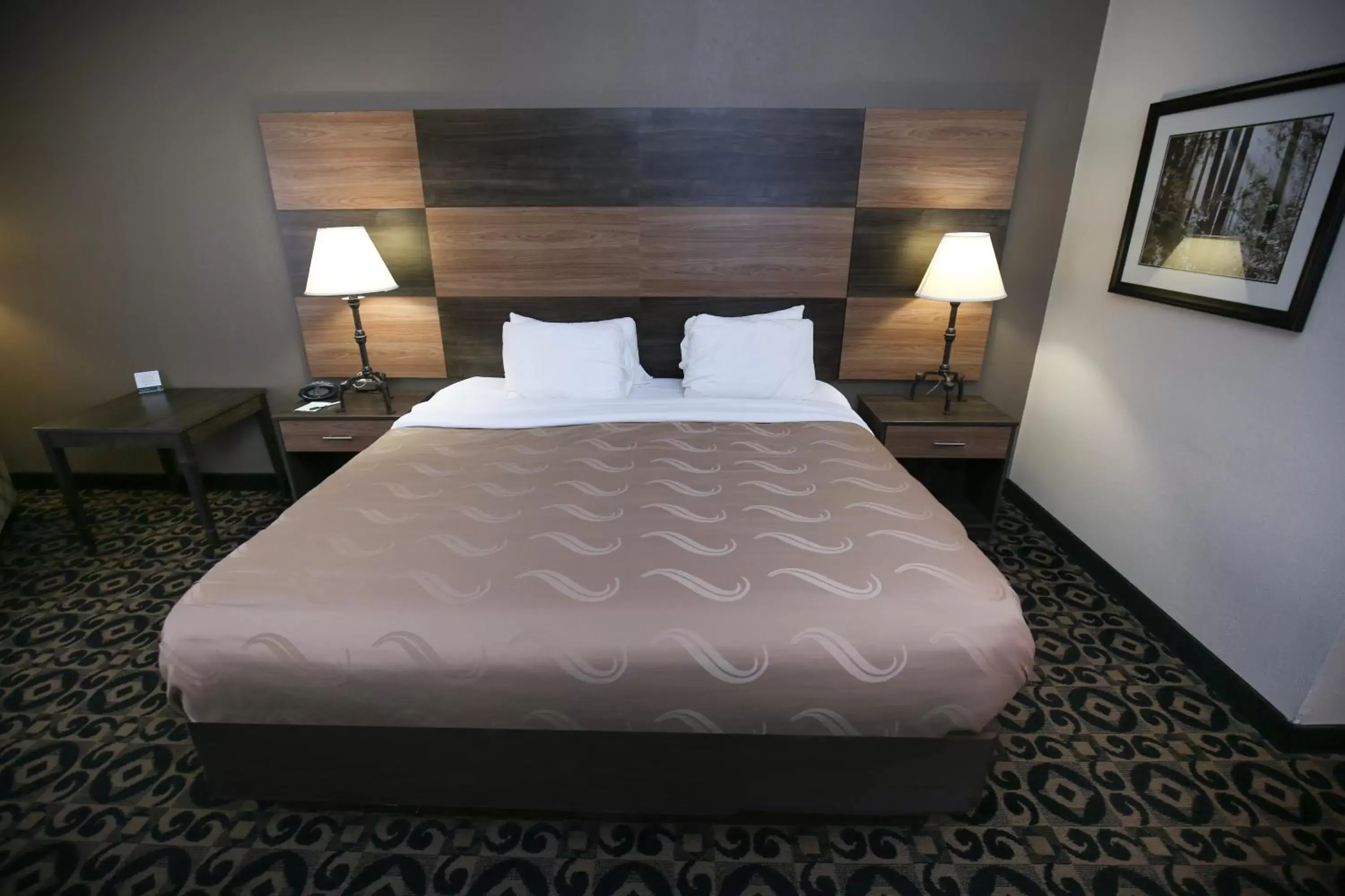 Bed in Quality Inn & Suites Boone - University Area Bed in Quality Inn & Suites Boone - University Area