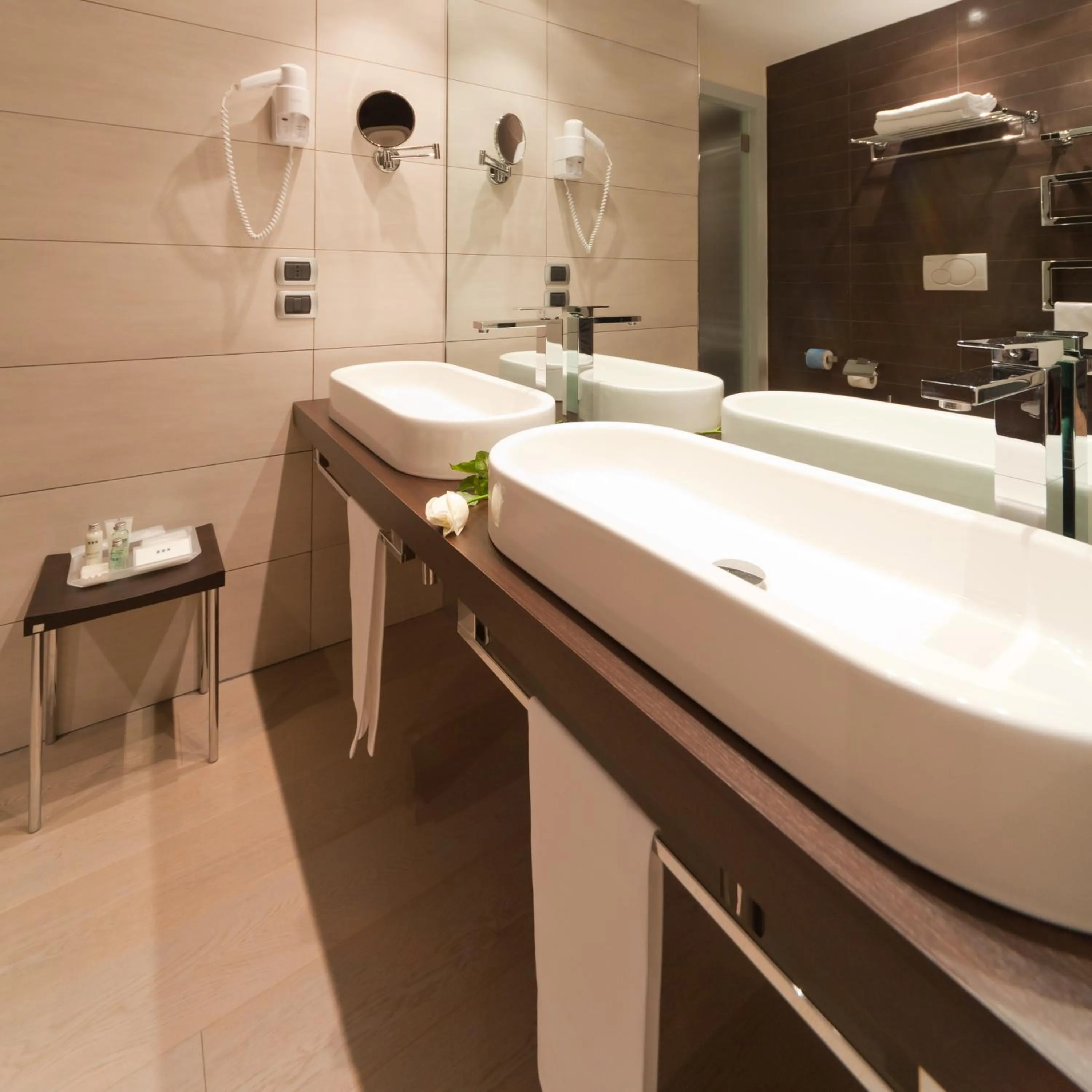 Bathroom in RMH MODENA DES ARTS