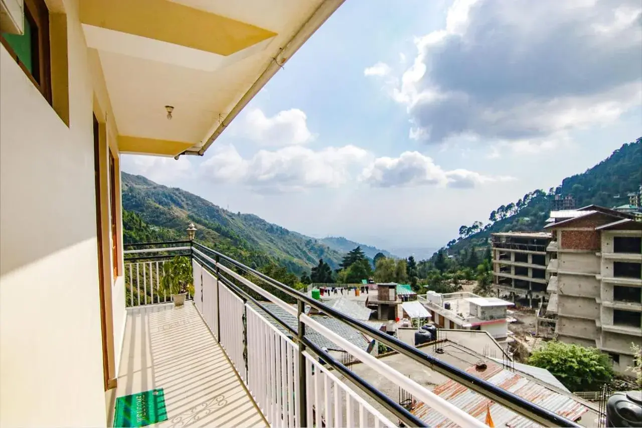Balcony/Terrace in OYO 4205 Hotel Anuj Regency