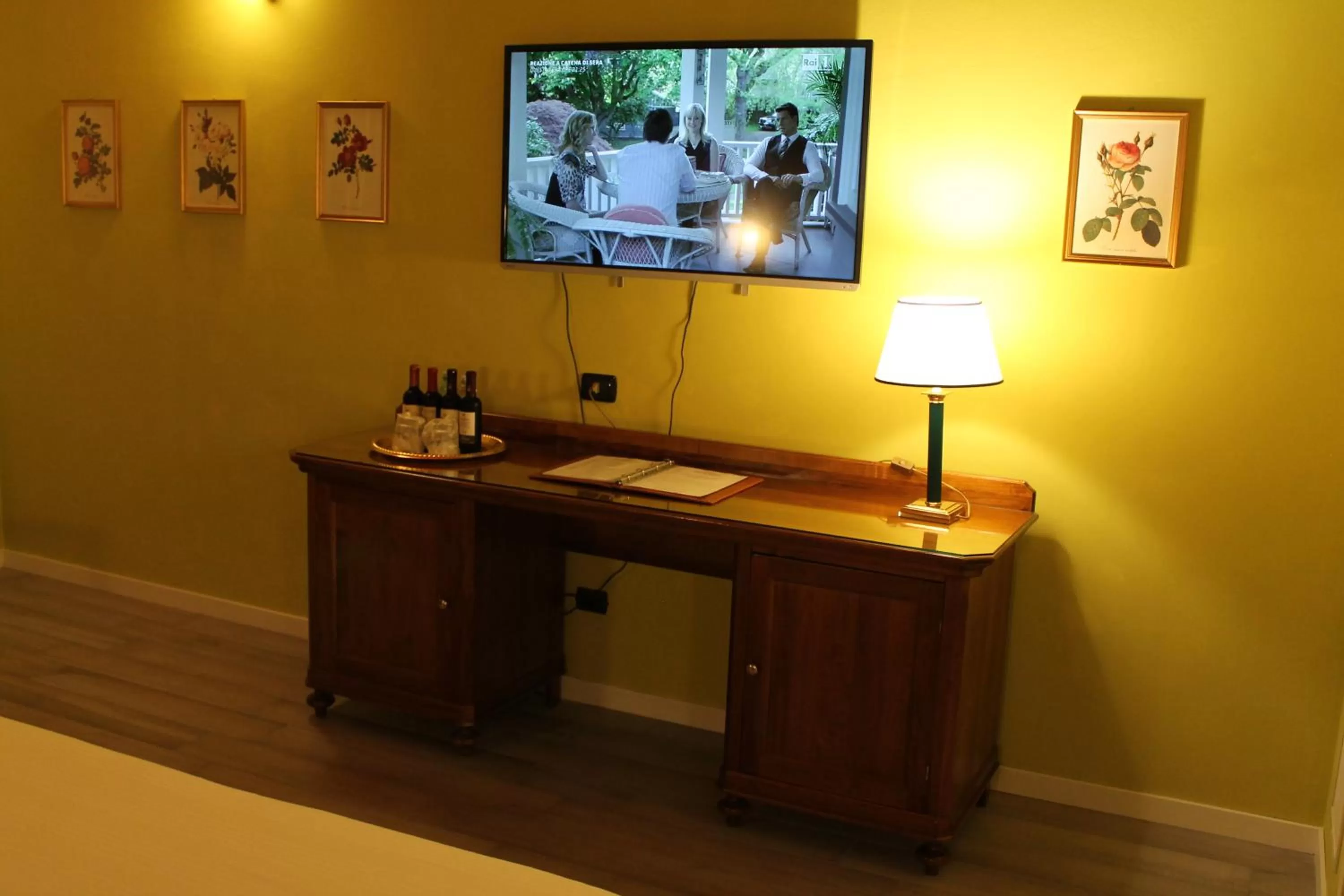 Decorative detail in Hotel Don Carlo