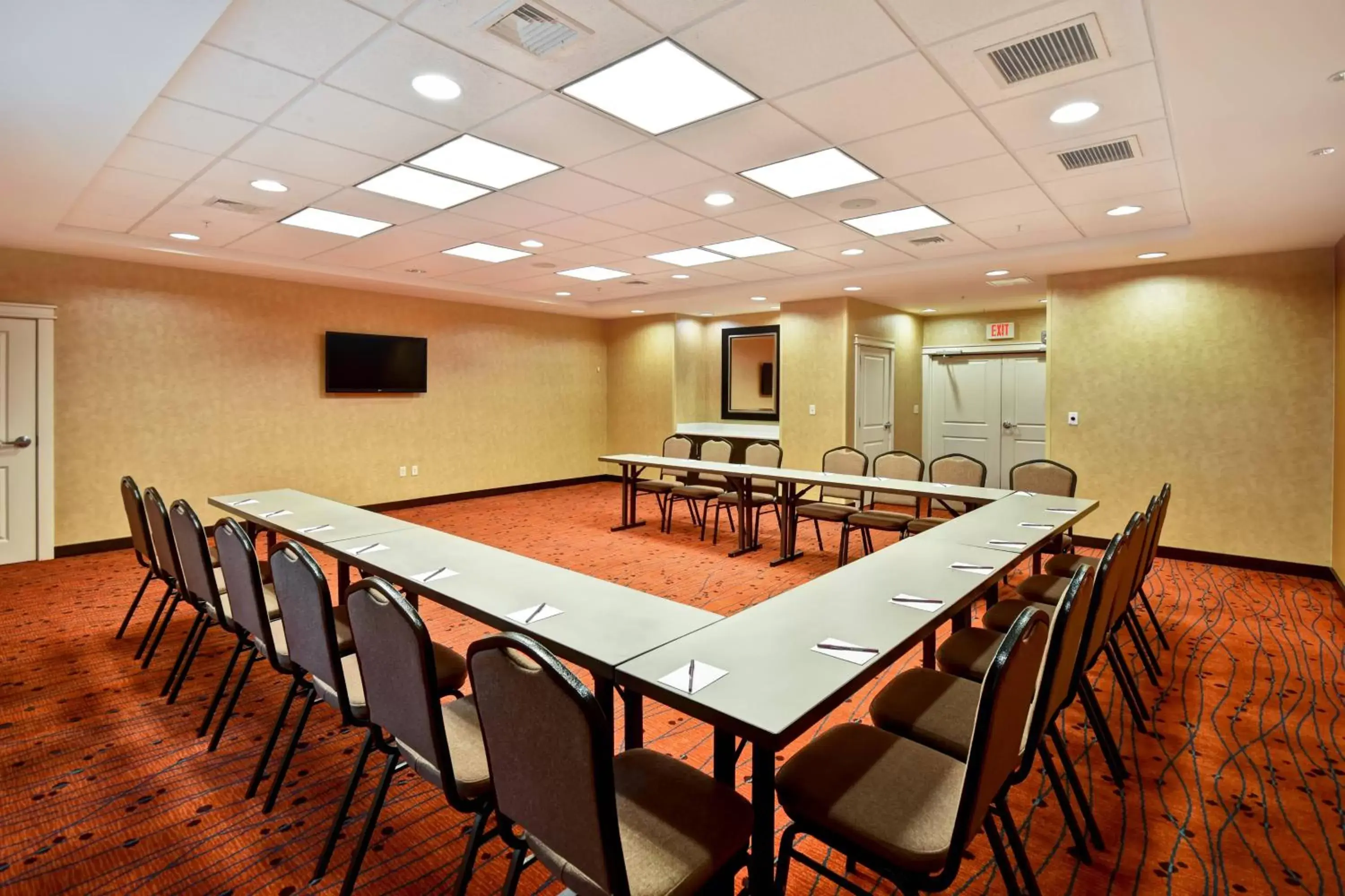 Meeting/conference room in Residence Inn by Marriott Springfield Chicopee