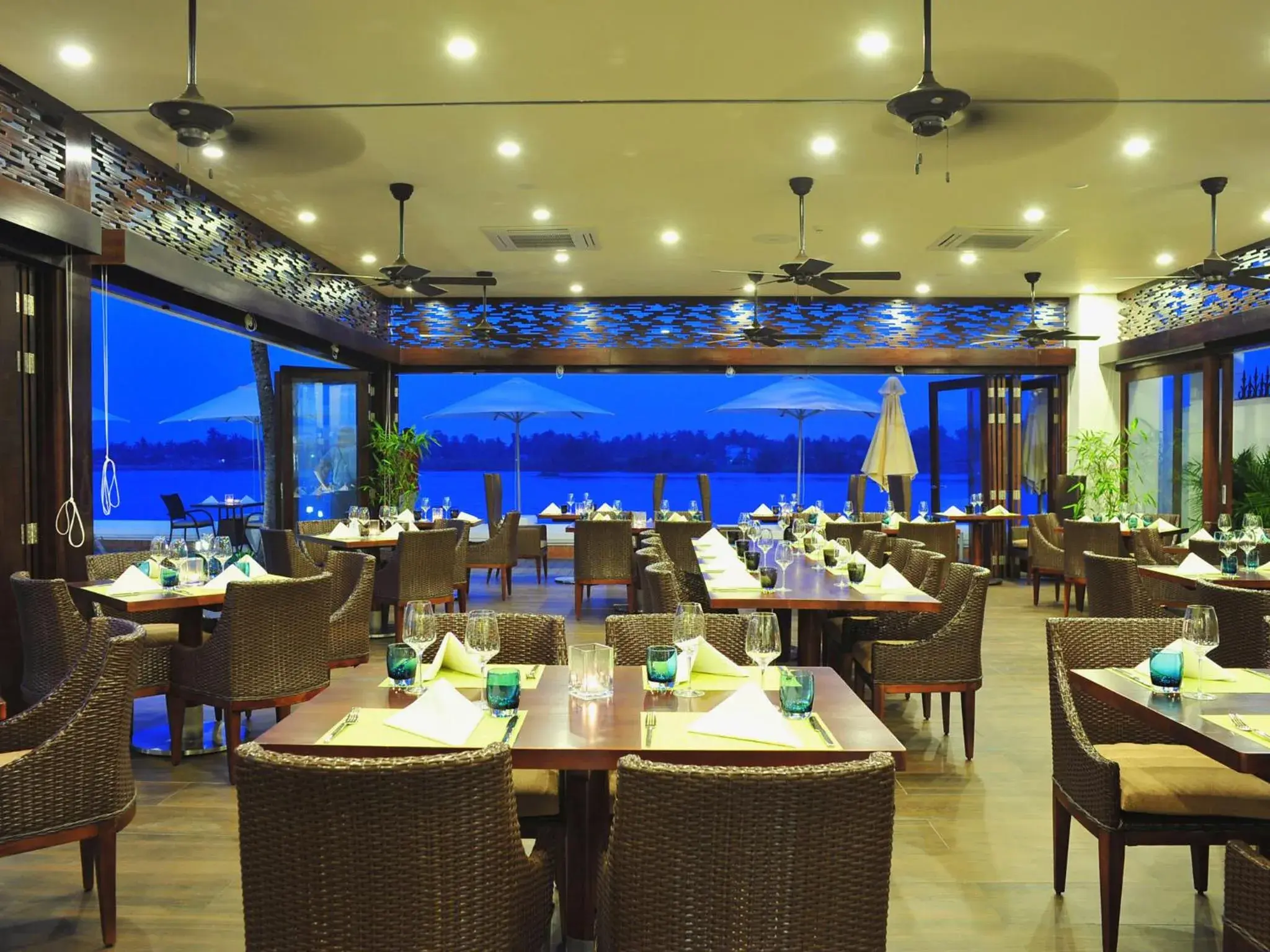 Restaurant/Places to Eat in Villa Song Saigon (Saigon River Villa)