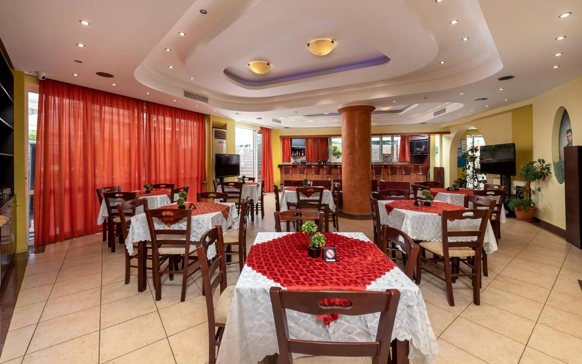 Communal lounge/ TV room in Marine Congo Hotel