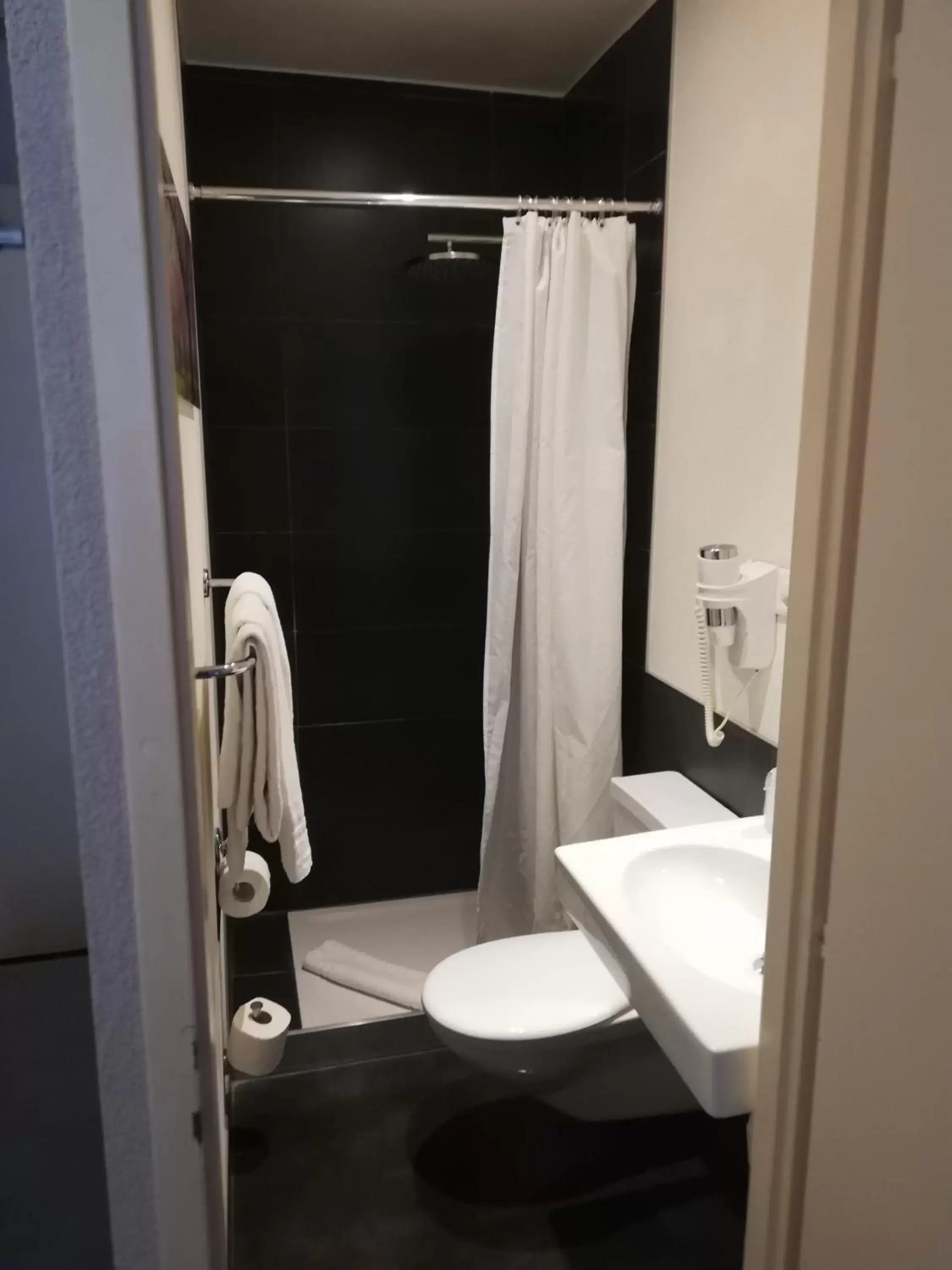 Bathroom in Hotel Parc & Lac