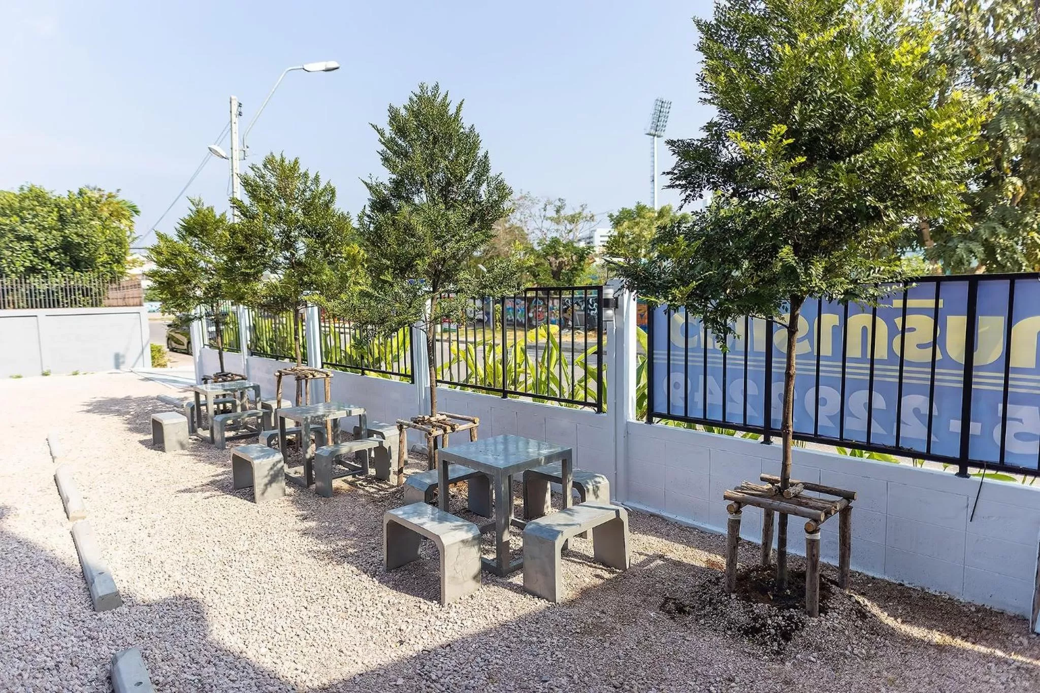 Patio in Napa Hotel Ratchaburi