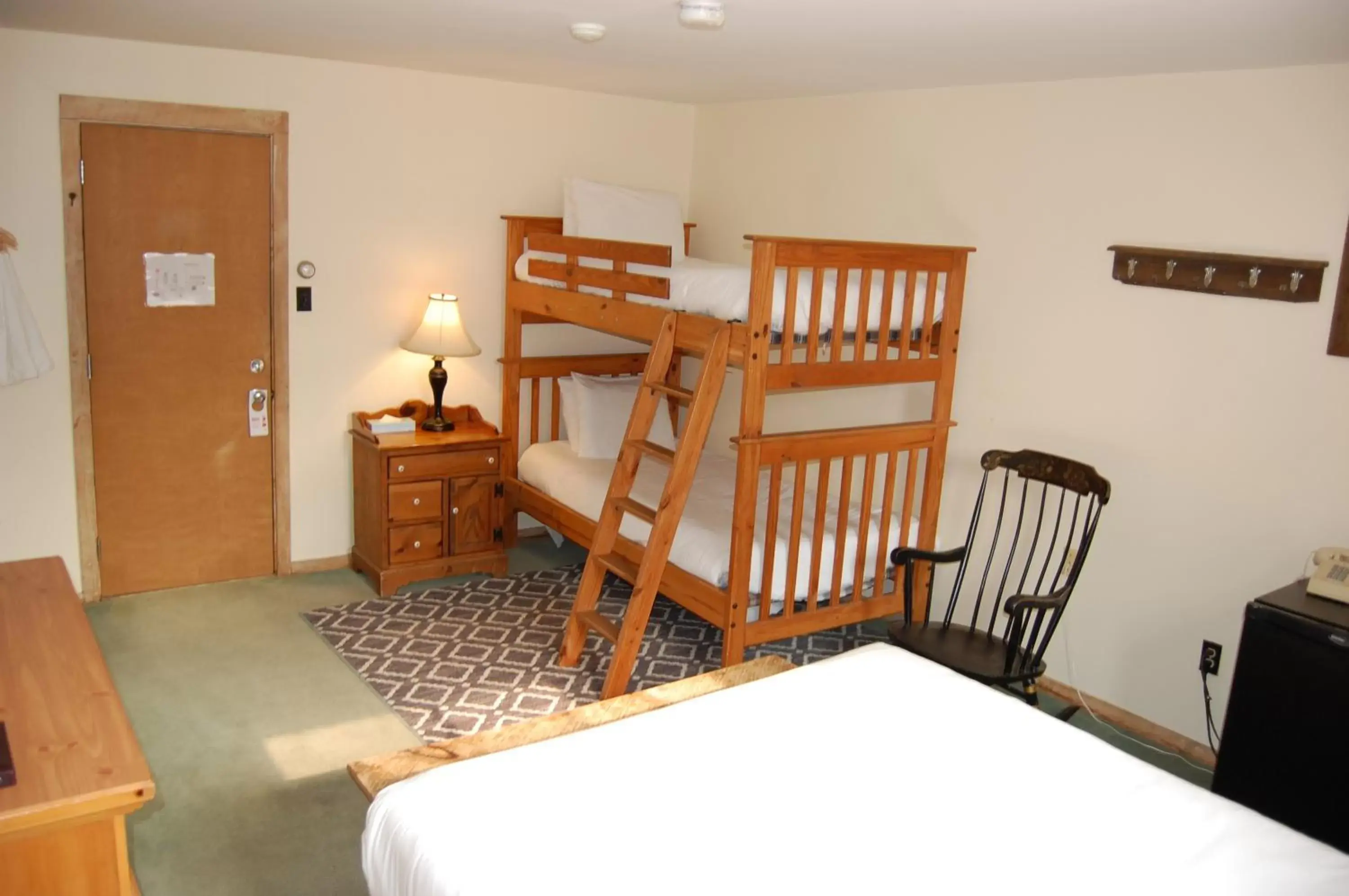 Bunk Bed in Summit Lodge