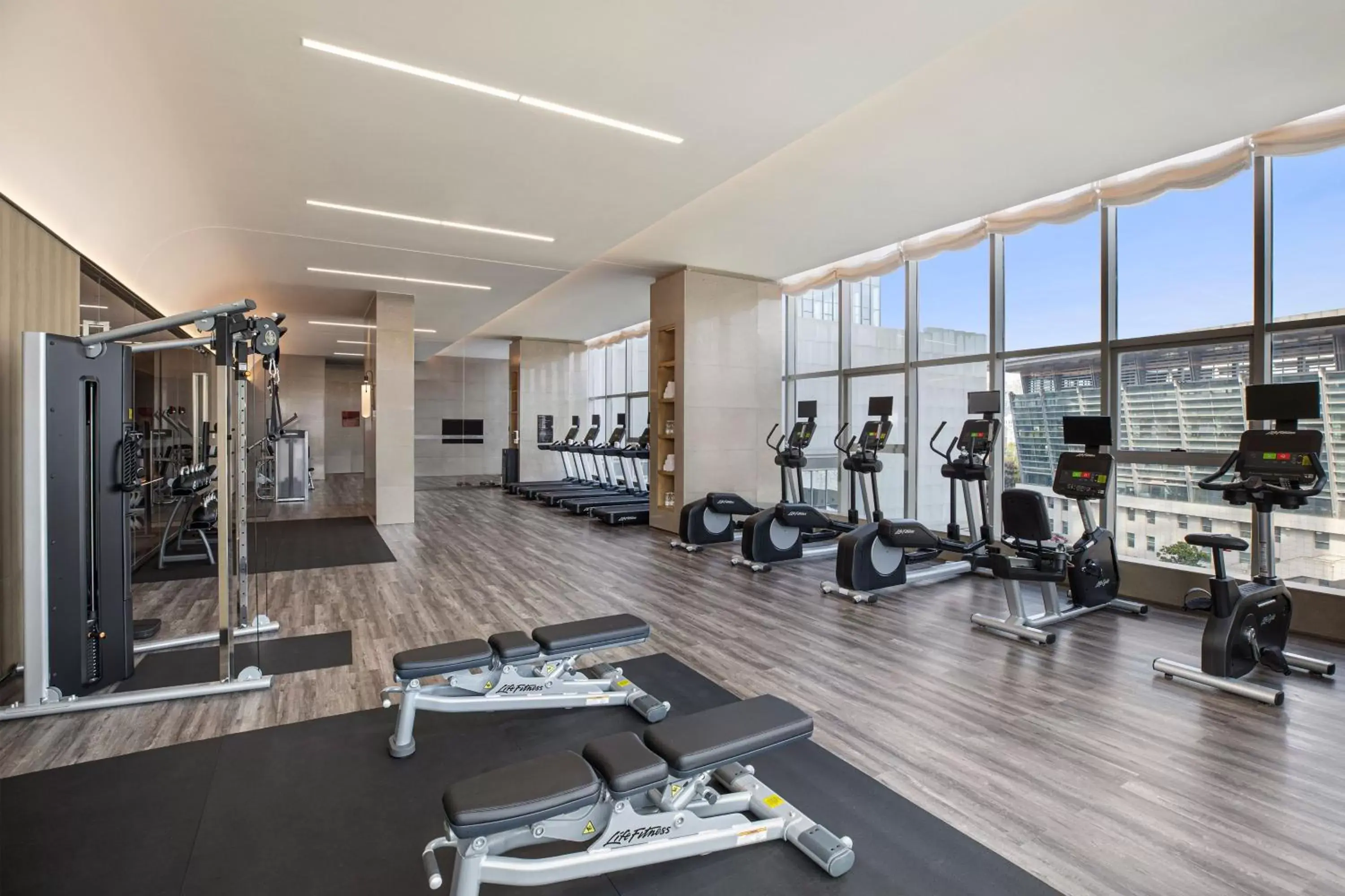 Fitness centre/facilities, Fitness Center/Facilities in Courtyard by Marriott Luoyang