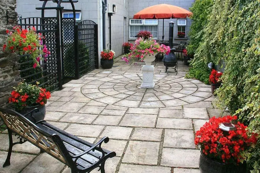 Patio in Meadowside B&B