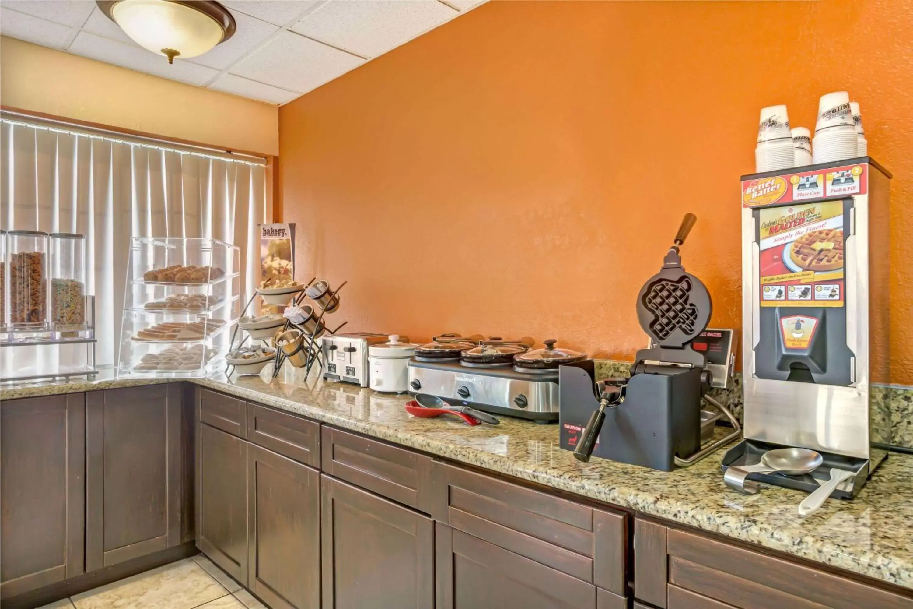 Other, Kitchen/Kitchenette in Microtel Inn & Suites by Wyndham Houston/Webster/Nasa/Clearlake