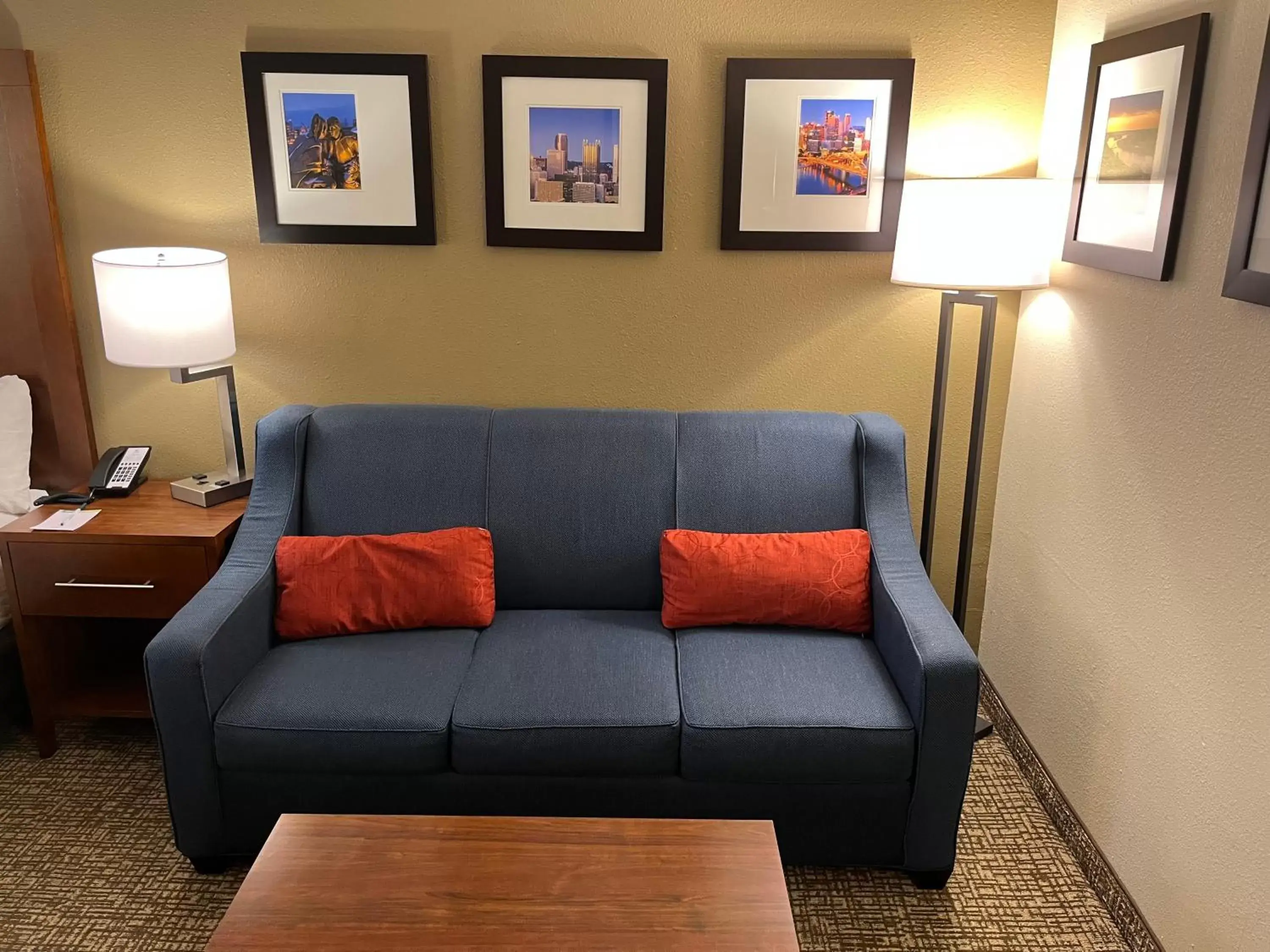 Seating Area in Wingate by Wyndham West Mifflin