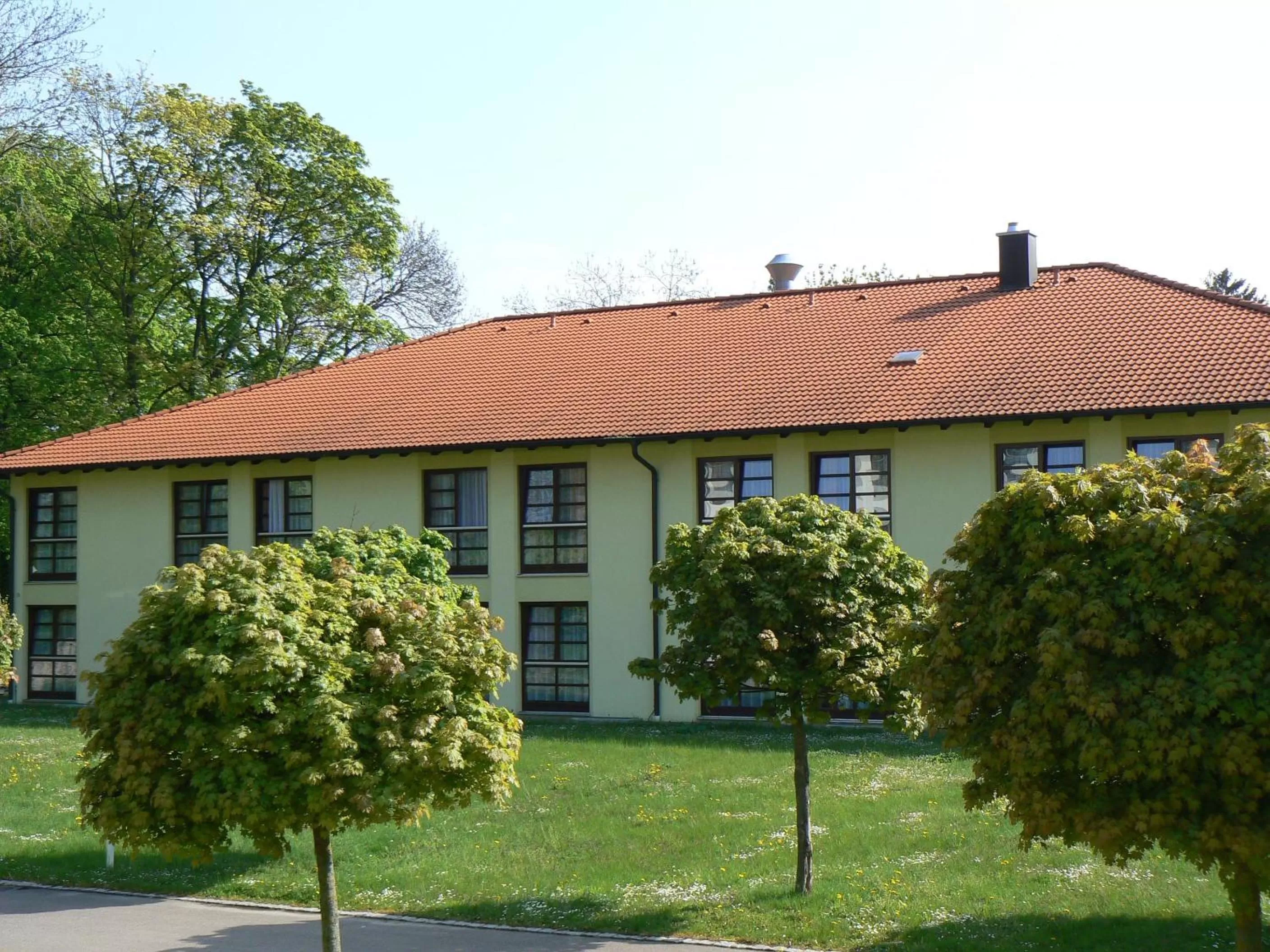 Facade/entrance in Kim Hotel Im Park