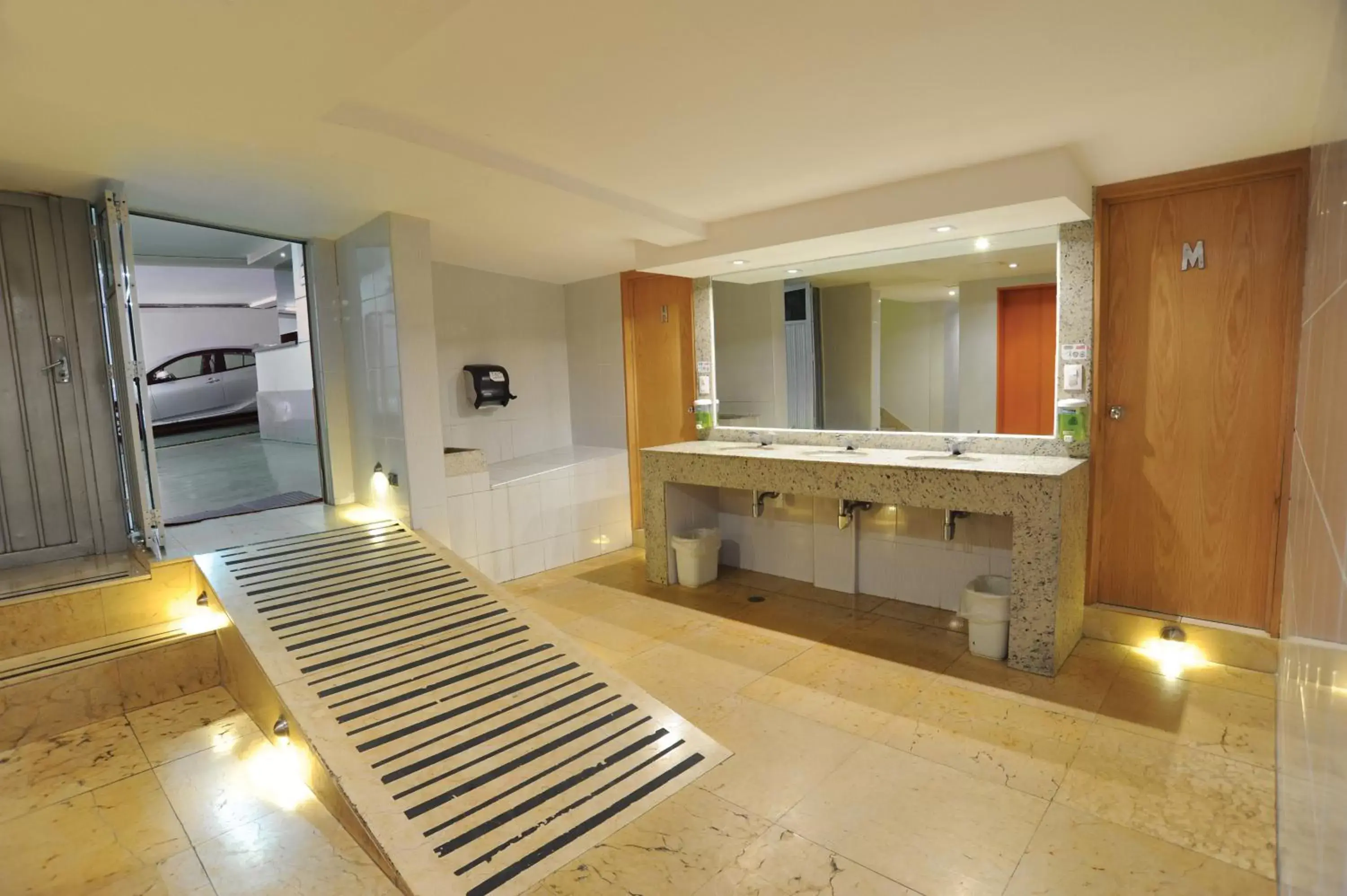Property building, Bathroom in Hotel Benidorm
